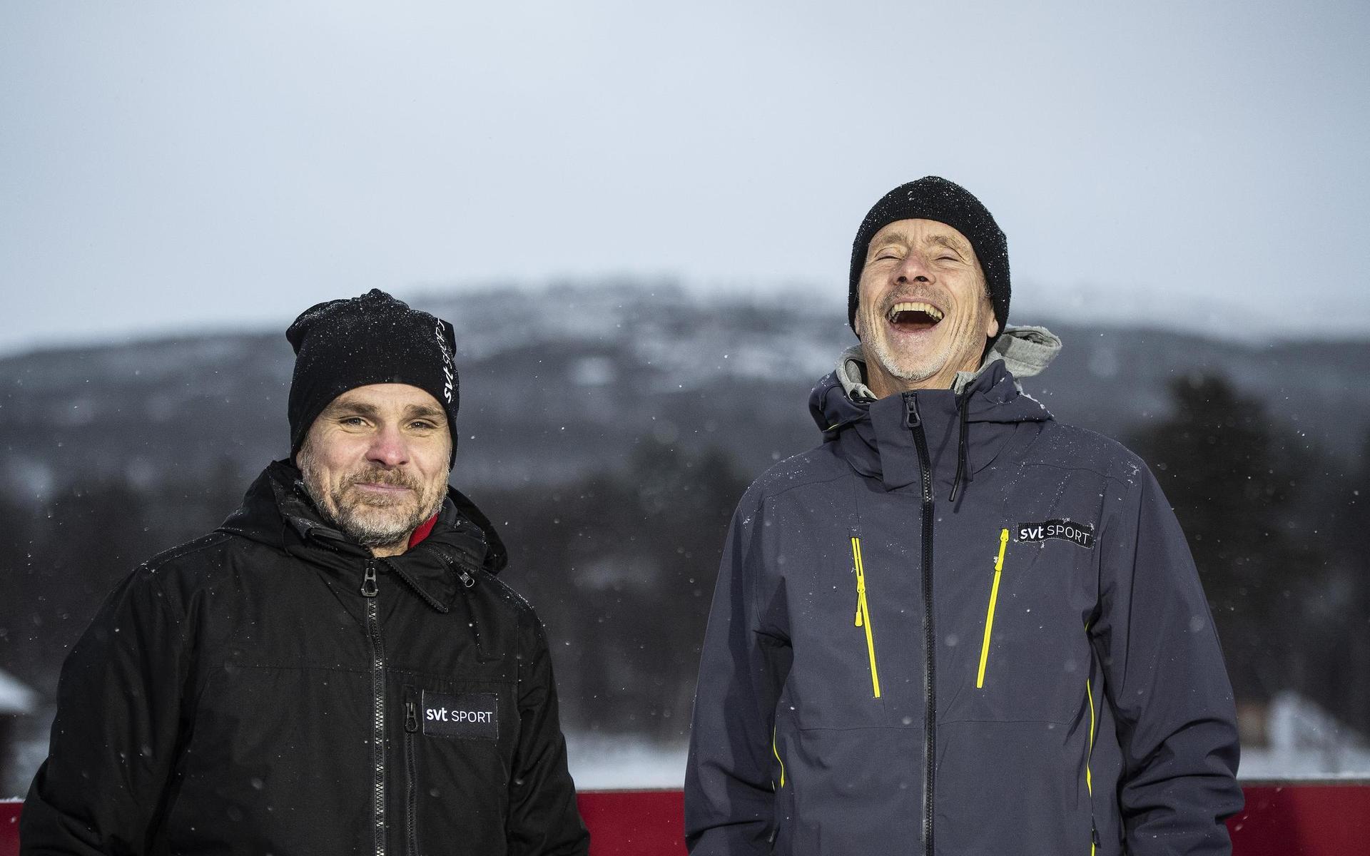 Tillsammans med längdexperten Anders Blomquist leder han tittare genom loppen i Vinterstudion.