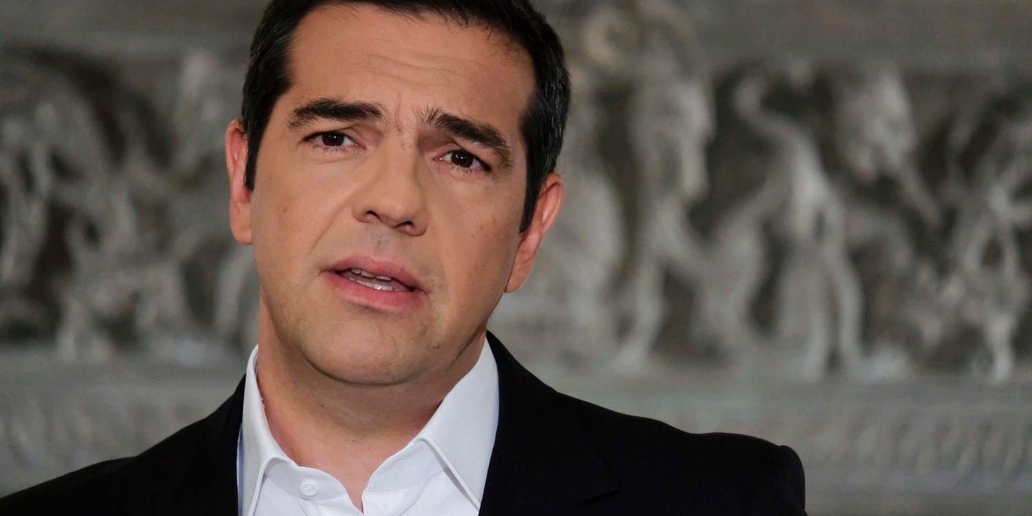Greklands premiärminister Alexis Tsipras kungjorde i ett tv-sänt tal till nationen att Grekland och Makedonien enats i den segslitna konflikten om namnbyte.