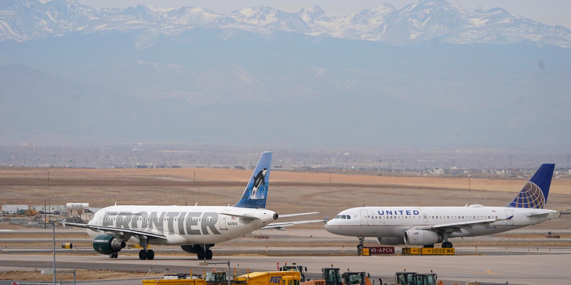 Närmare 600 anställda vid United Airlines riskerar nu sparken.