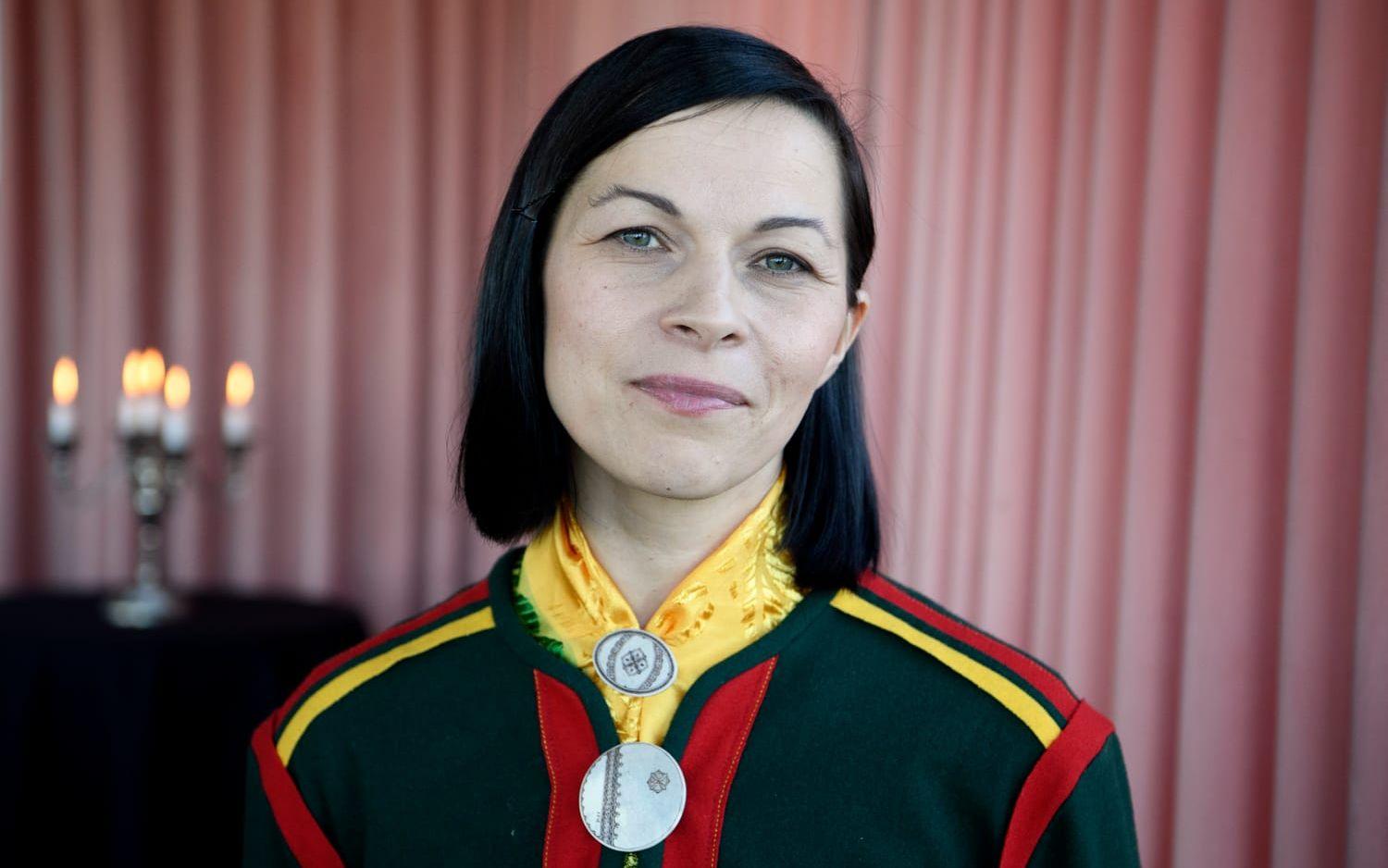 'Det roliga med platsen jag kommer från är att folk är extremt duktiga på att bygga, för folk har tvingats flytta så många gånger', säger Elin Anna Labba vars nya roman är skriven ur en ilska och en kärlek till kåtans byggkonst. Arkivbild.