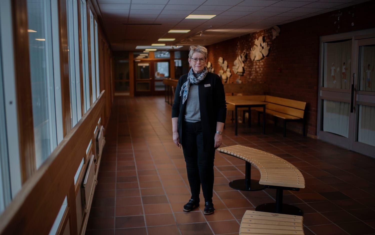 Elisabeth Wikberg som är rektor på Häggvallskolan säger att de fick stänga verksamheten under måndagen. 