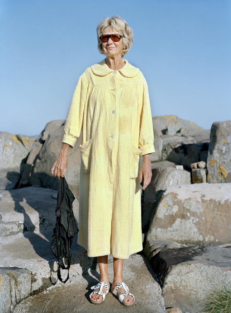 'De förstod inte varför jag ville fota dem i badrock', säger Peggy Anderson. Pressbild. 