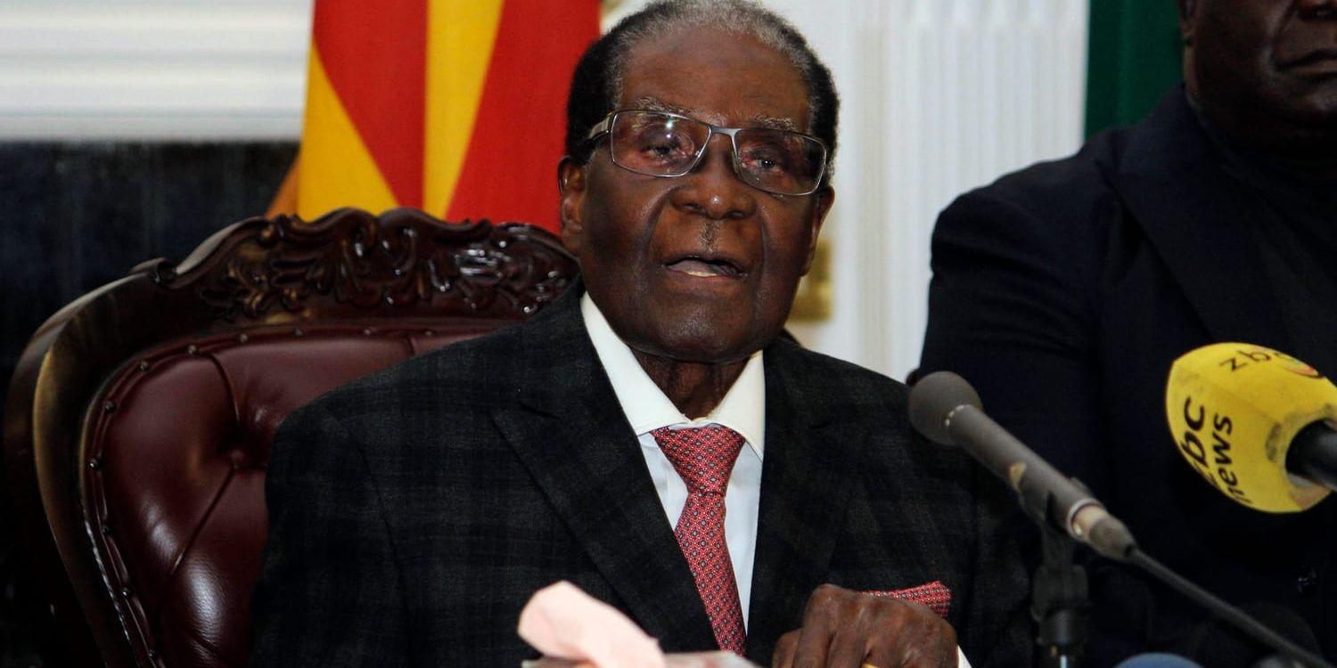 Zimbabwes president Robert Mugabe när han höll ett tal i söndags kväll.