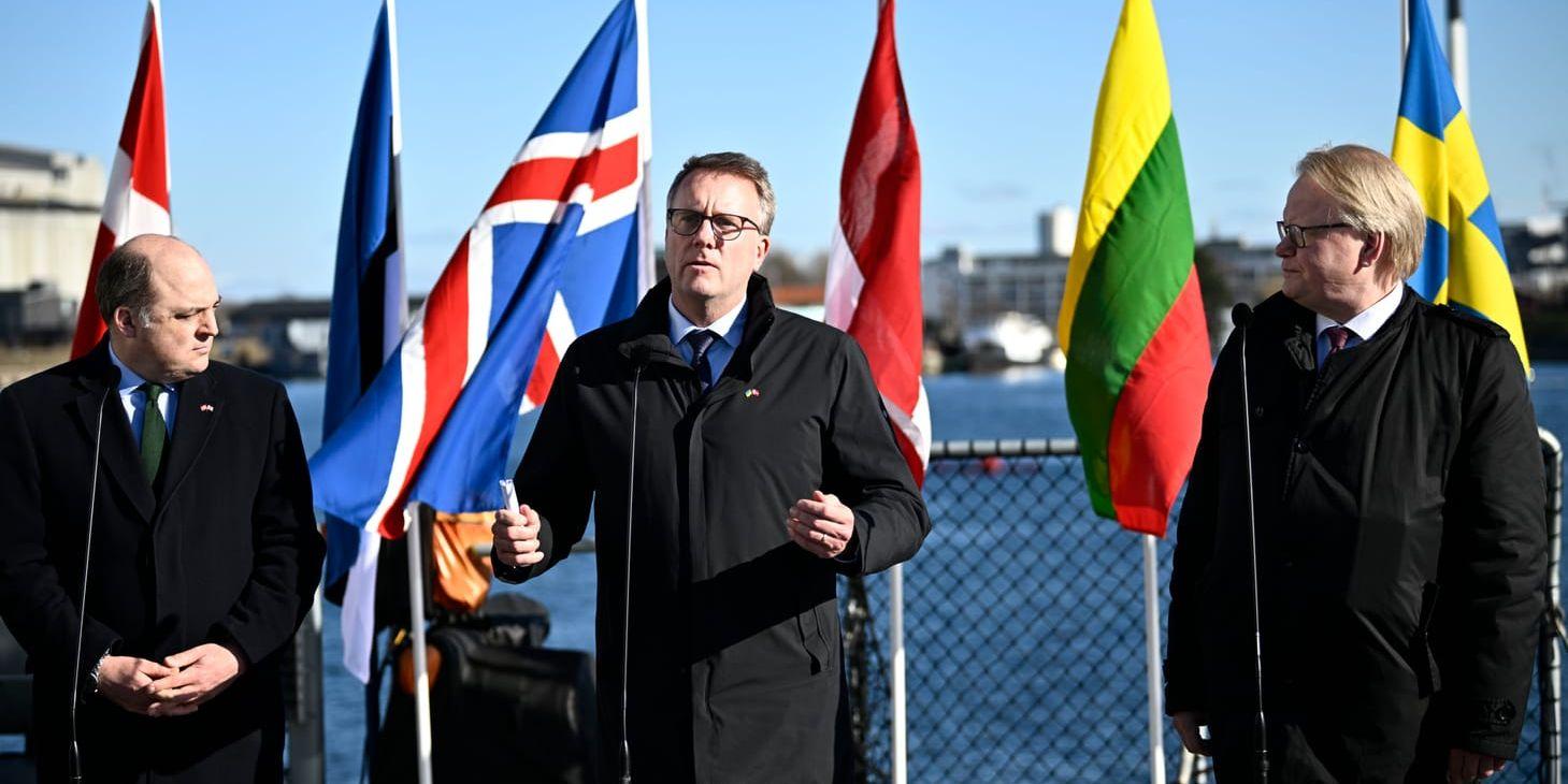Storbritanniens försvarsminister Ben Wallace, Danmarks försvarsminister Morten Bødskov, och Sveriges försvarsminister Peter Hultqvist i samband med fredagens ministermöte i Köpenhamn.