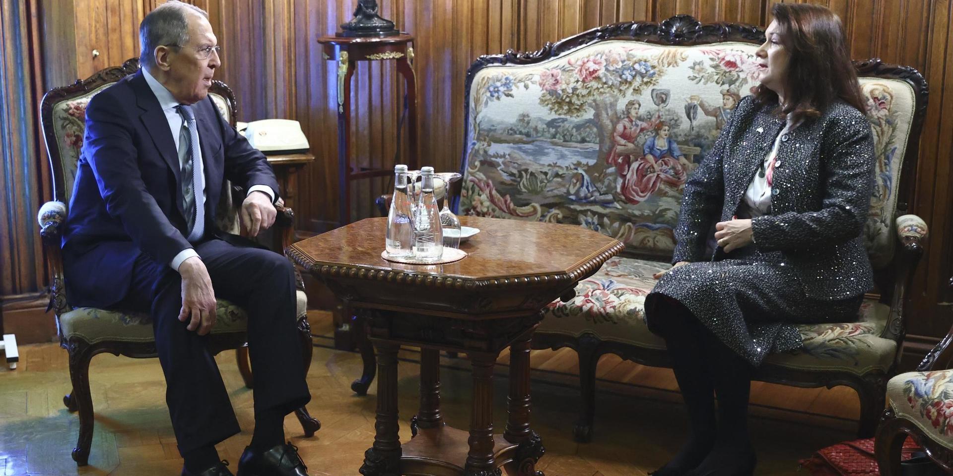 Sveriges utrikesminister Ann Linde med Rysslands utrikesminister Sergej Lavrov.