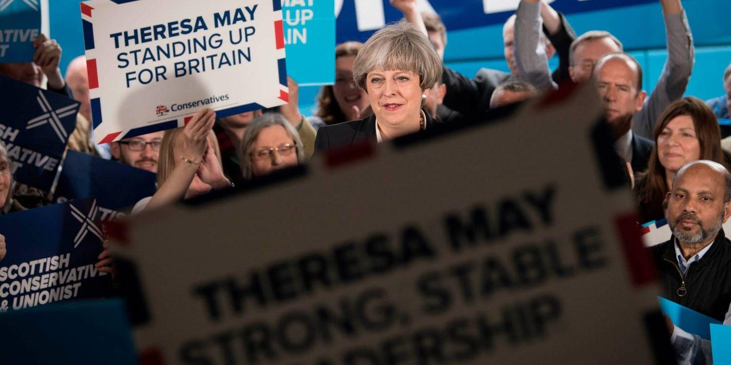 Storbritanniens premiärminister Theresa May vid ett kampanjmöte i Edinburgh.