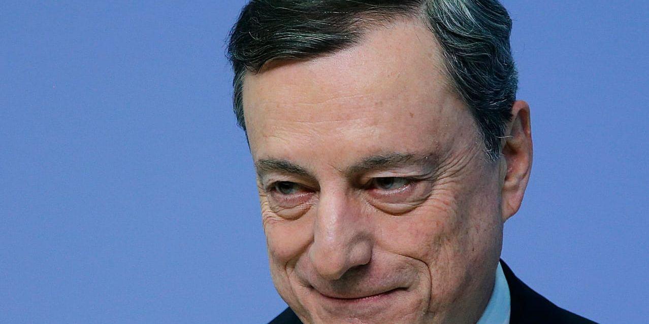 Europeiska centralbanken (ECB), med Mario Draghi, planerar inga räntehöjningar förrän tidigast hösten 2019. Arkivbild.