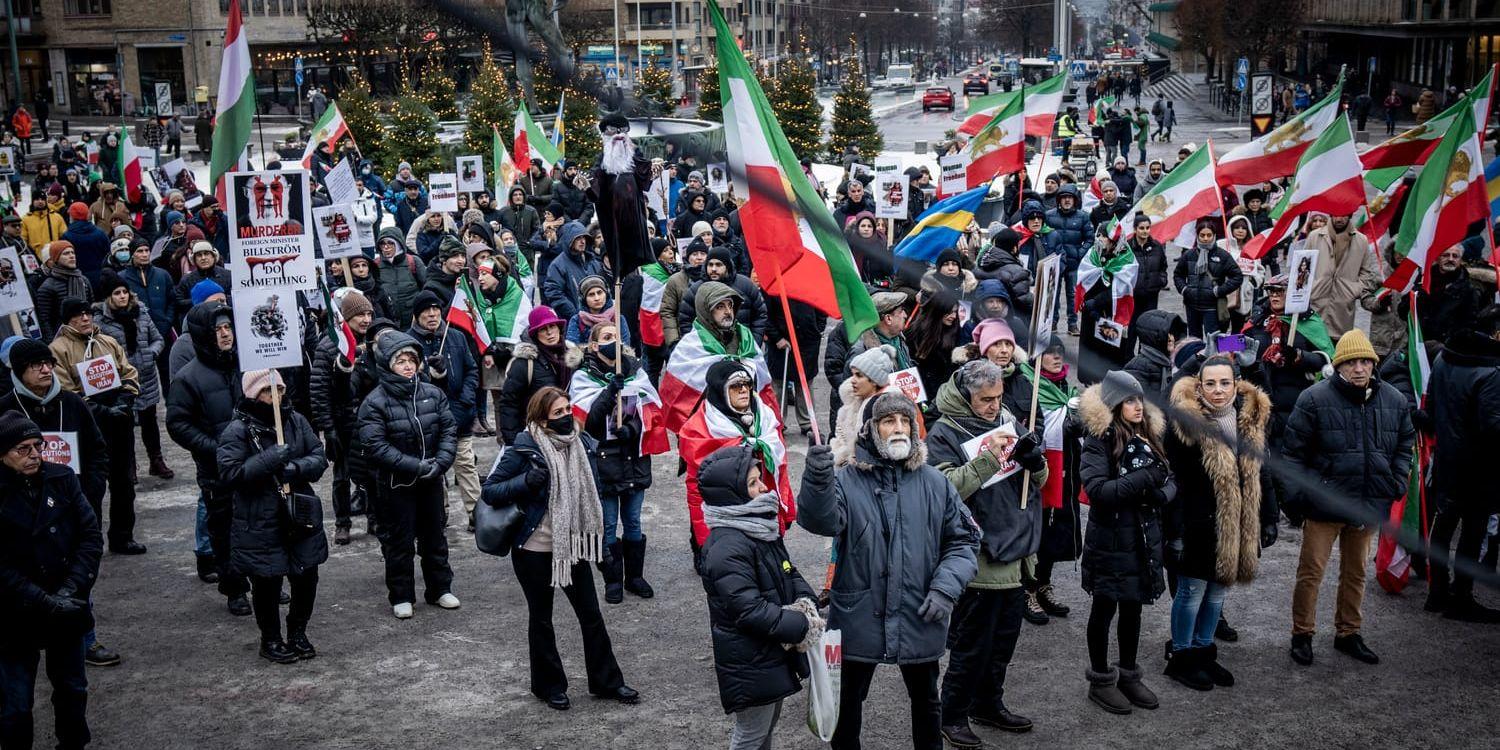 Världen över har det arrangerats demonstrationer mot regimen i Iran, så även i Göteborg där demonstranter samlats mer eller mindre varje helt under vintern.