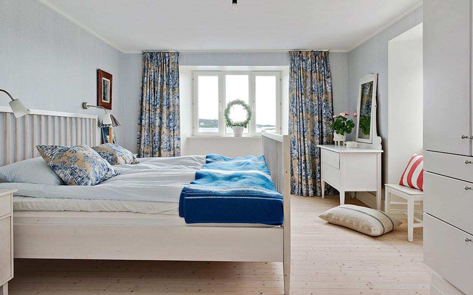 Här är annat av husets sovrum. Foto: Fredrik Karlsson/SE360