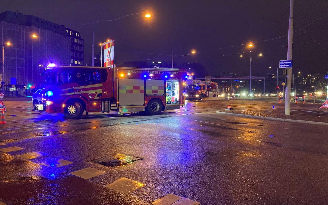 En trafikolycka har inträffat i korsningen vid Nya Ullevi i Göteborg. 
