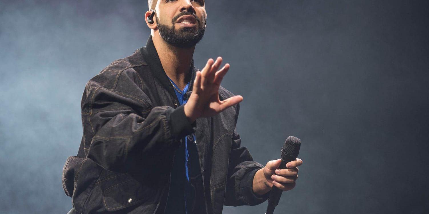 Drake toppar singellistan med "God's plan". Arkivbild.