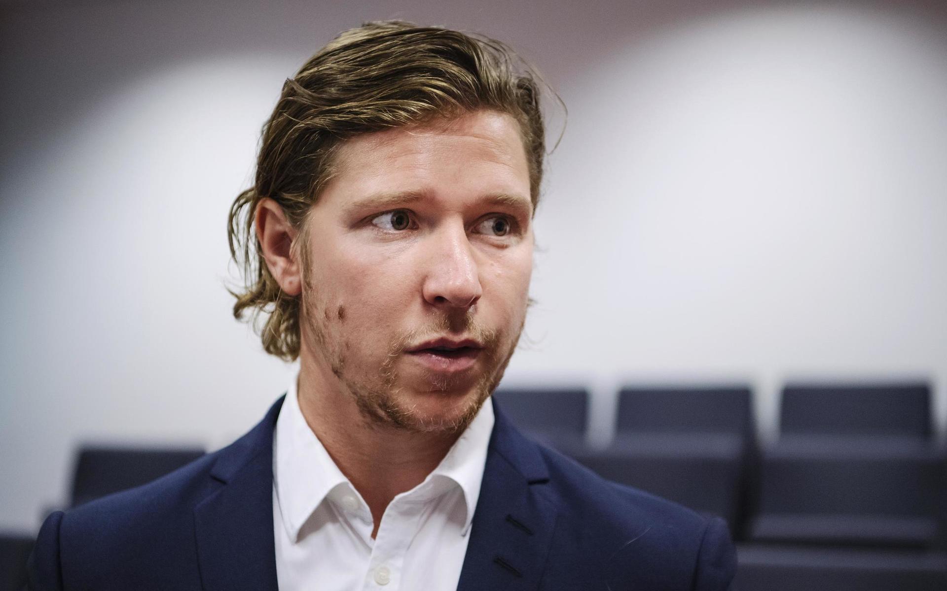 Nicklas Bäcktröm tackar nej till att delta i hockey-VM. 