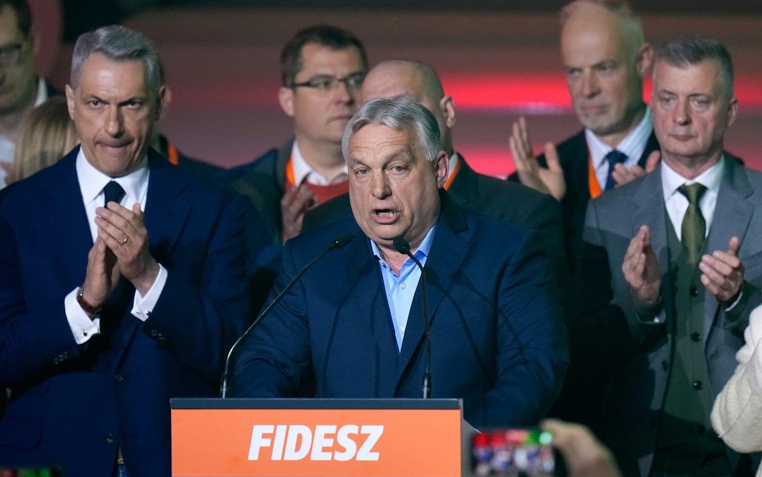 Ungerns avgående premiärminister Viktor Orbán under valet den 12 april.
