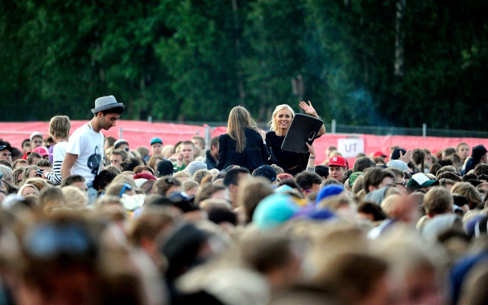 Publik på Peace and Love i Borlänge 2012. Arkivbild. 