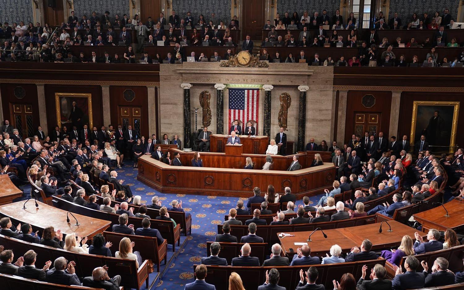 Den brittiske kungen Charles III talar till USA:s kongress. 