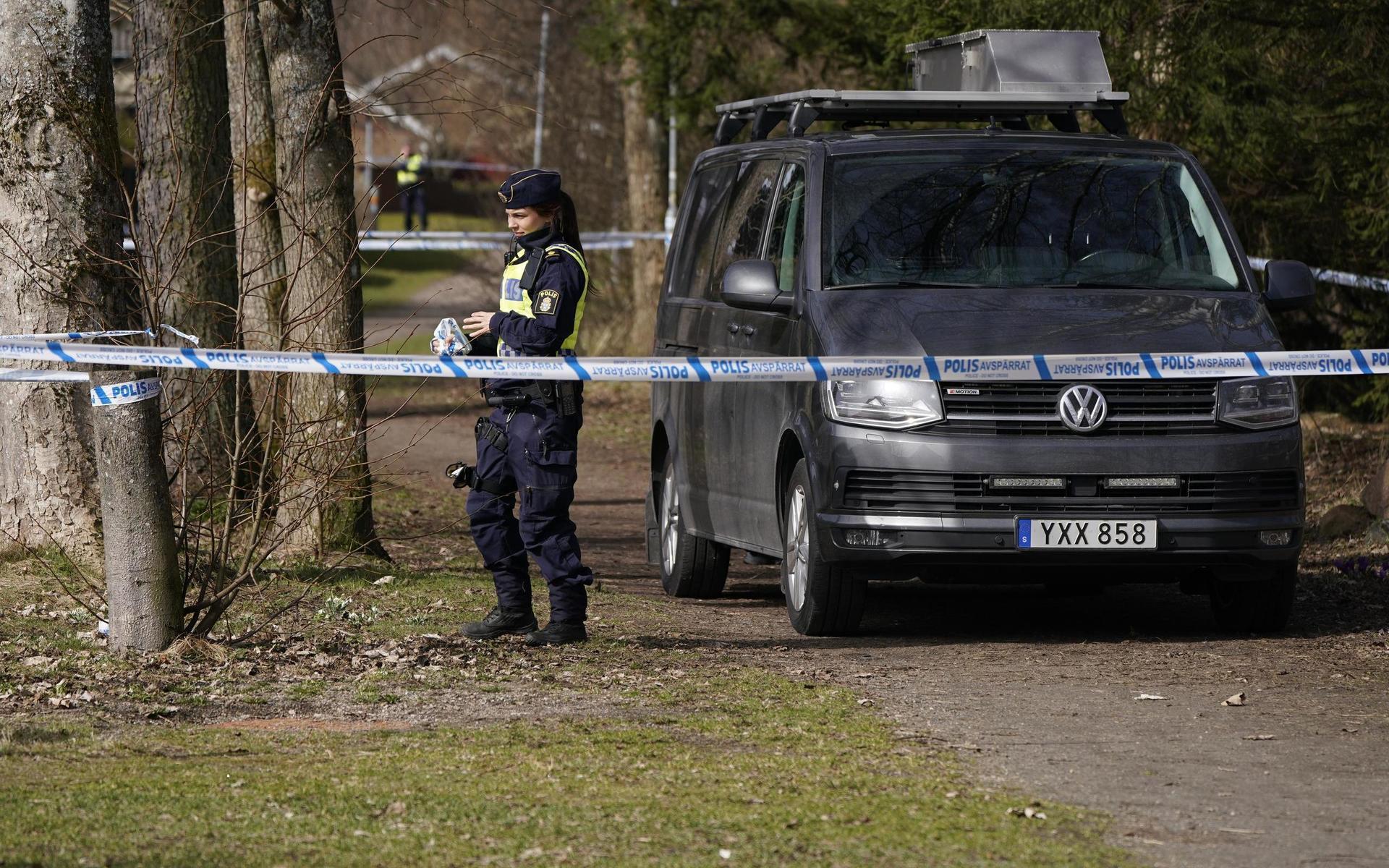 En 18-årig kvinna i Höör i Skåne försvann på tisdagen och har nu hittats avliden. 
