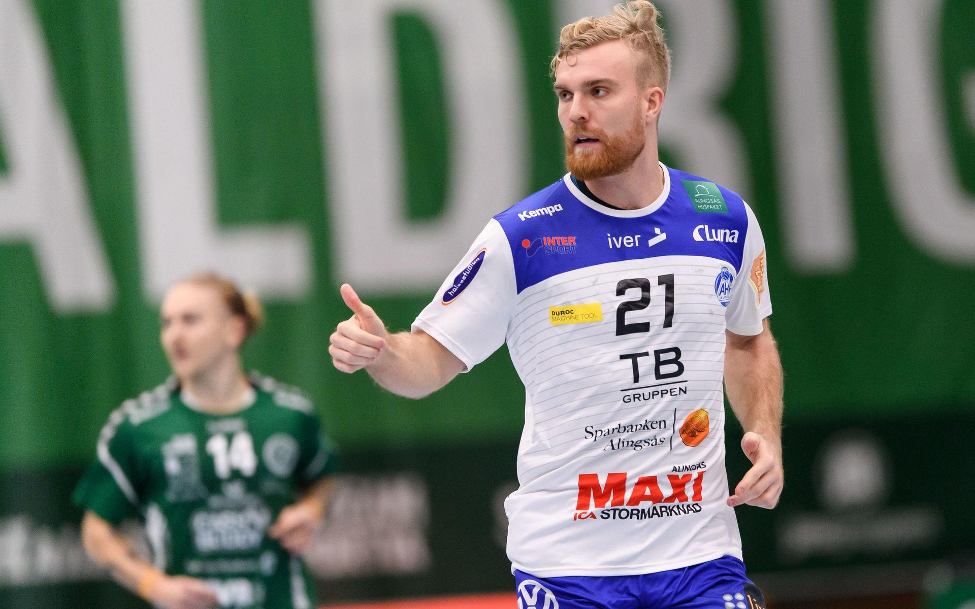 Johan Nilsson blir trogen Alingsås ytterligare två säsonger. 