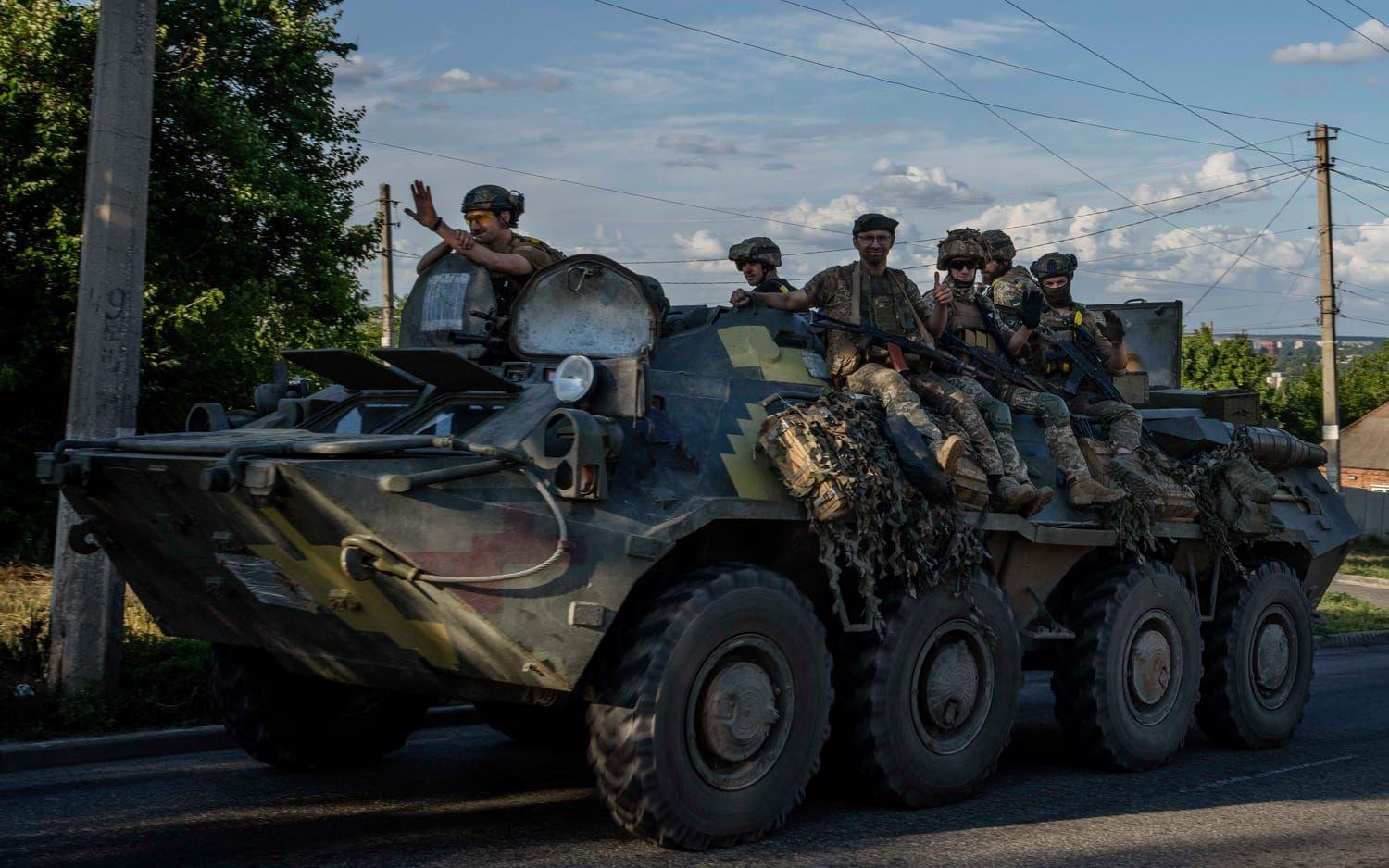 Ukraina har mycket att vinna – och förlora – på offensiven mot Cherson. Bilden visar ukrainska soldater  i östra Ukraina. 