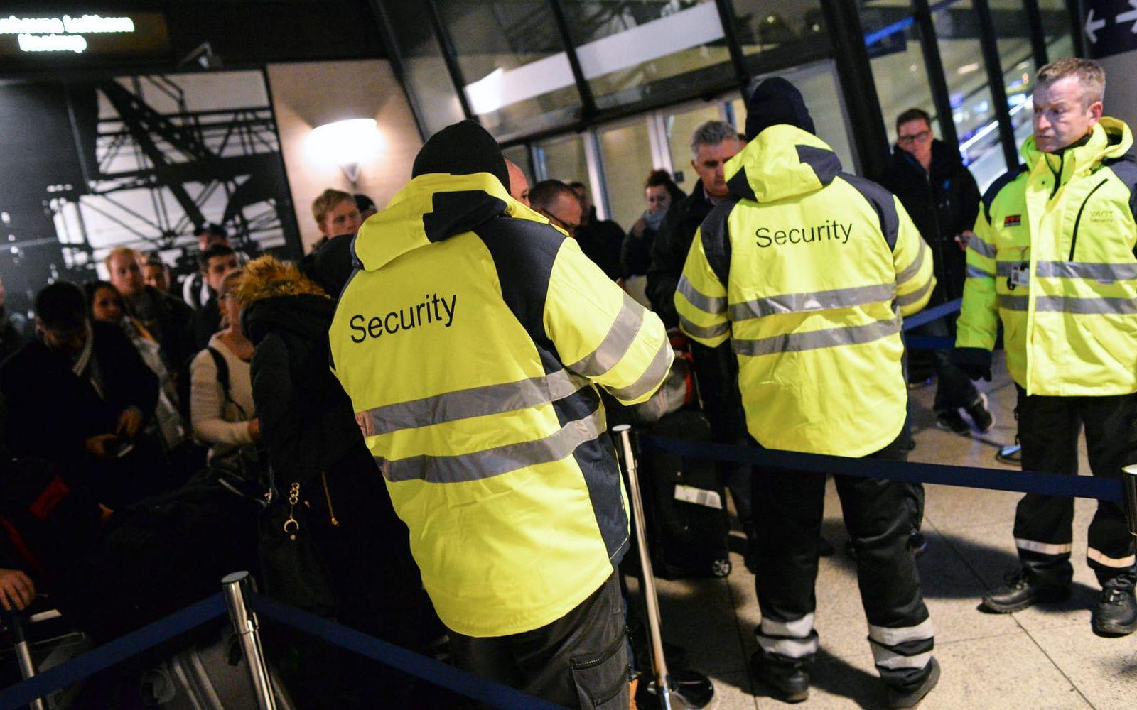 En liknande lag infördes i samband med flyktingkrisen 2015, men den var tillfällig och upphörde 2018. Arkivbild.