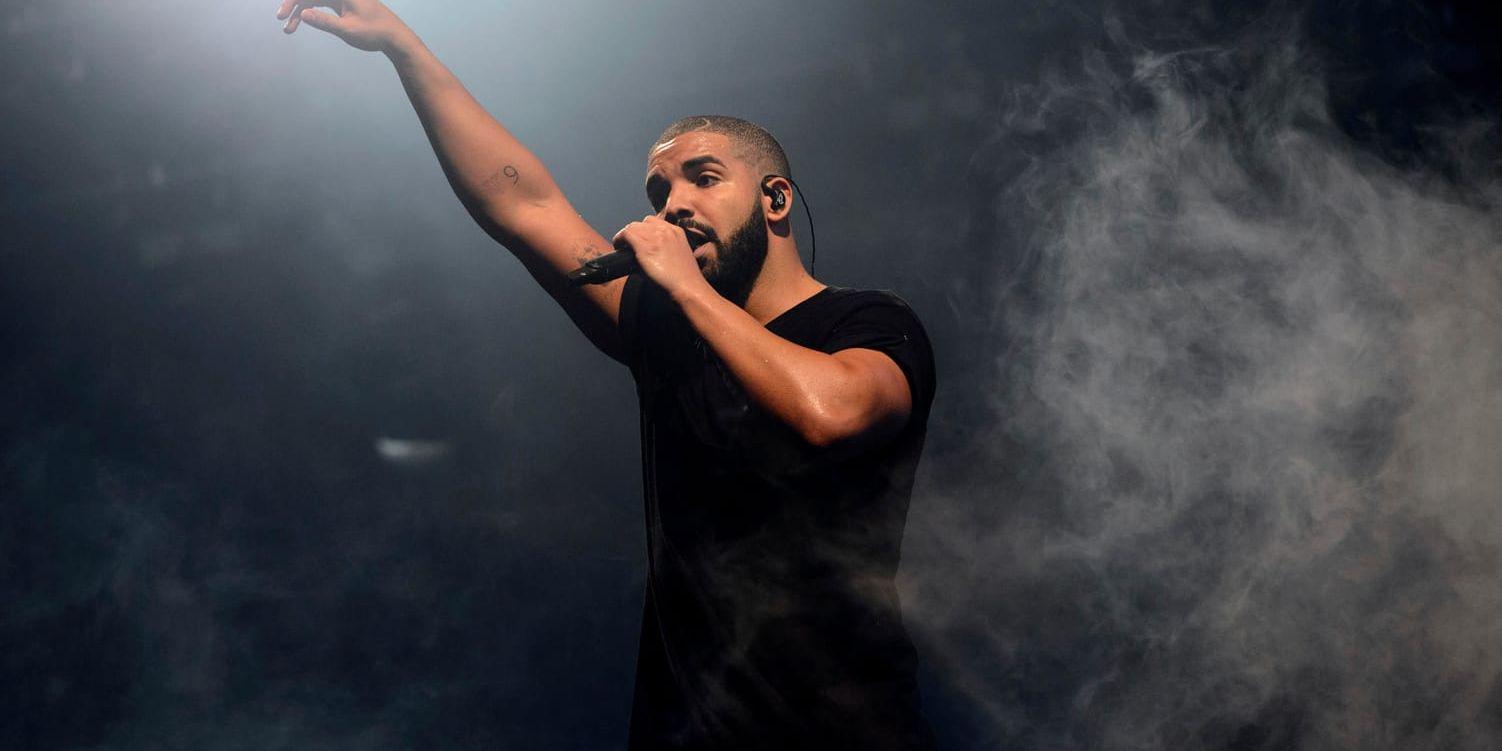 Kanadensiske artisten Drake gör musikhistoria genom att slå ett nästan 50-årigt rekord. Arkivbild.