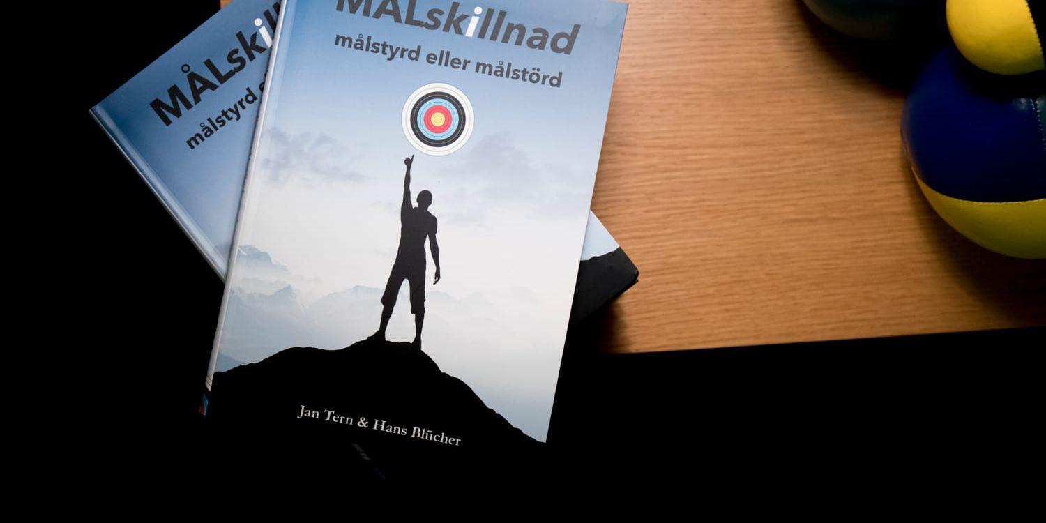 
    "Målskillnad – målstyrd eller målstörd", en bok som Jan Tern och Hans Blücher har skrivit. Bild: Nicklas Elmrin
   