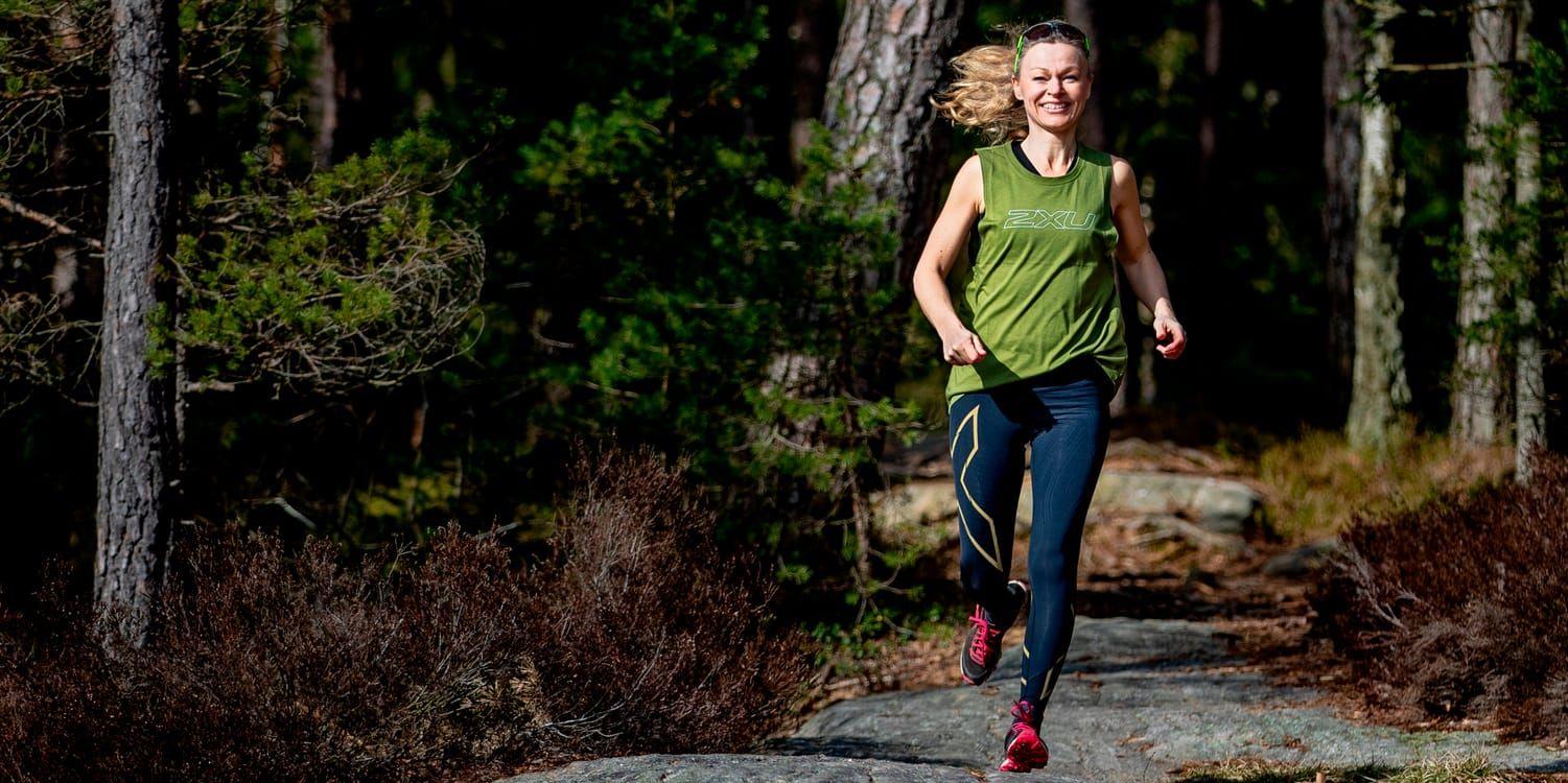 Gunilla Kidmark har blivit en hängiven traillöpare. Årets stora utmaning är ett 80 kilometer långt lopp i Bohuslän i september. &quot;Det kommer att bli fantastiskt. Jag kommer att få springa i jättefina miljöer och jag ska bara njuta av det&quot;, försäkrar hon.