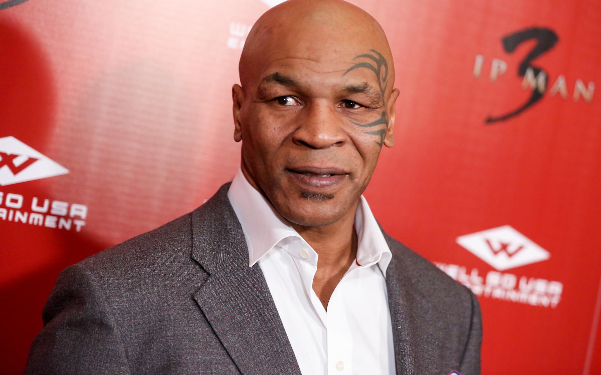 &quot;Olyckligtvis hade Mr Tyson en incident på flyget”, säger Tysons representant. 