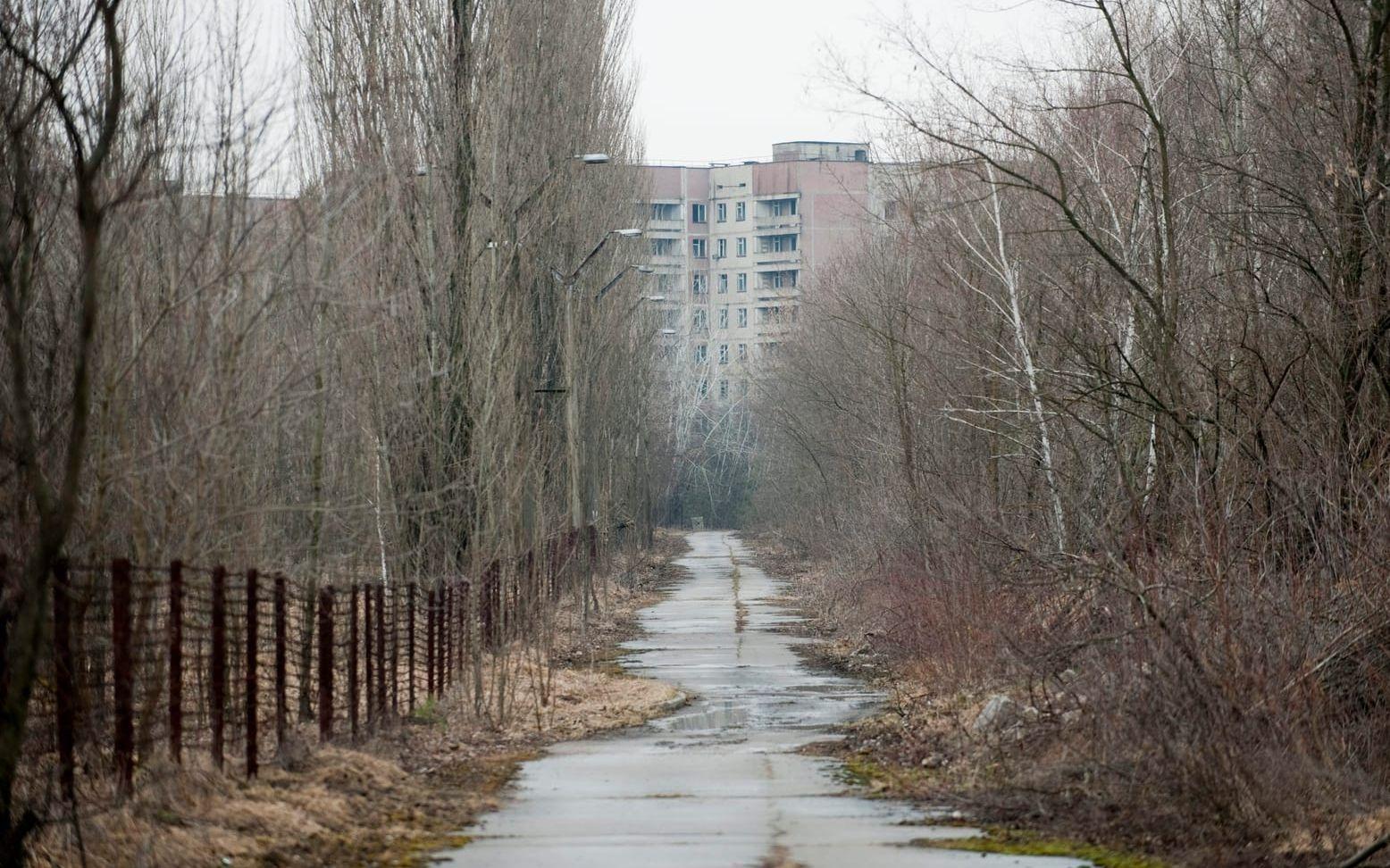 Pripjat ligger cirka två kilometer från reaktor 4 i Tjernobyl. 
