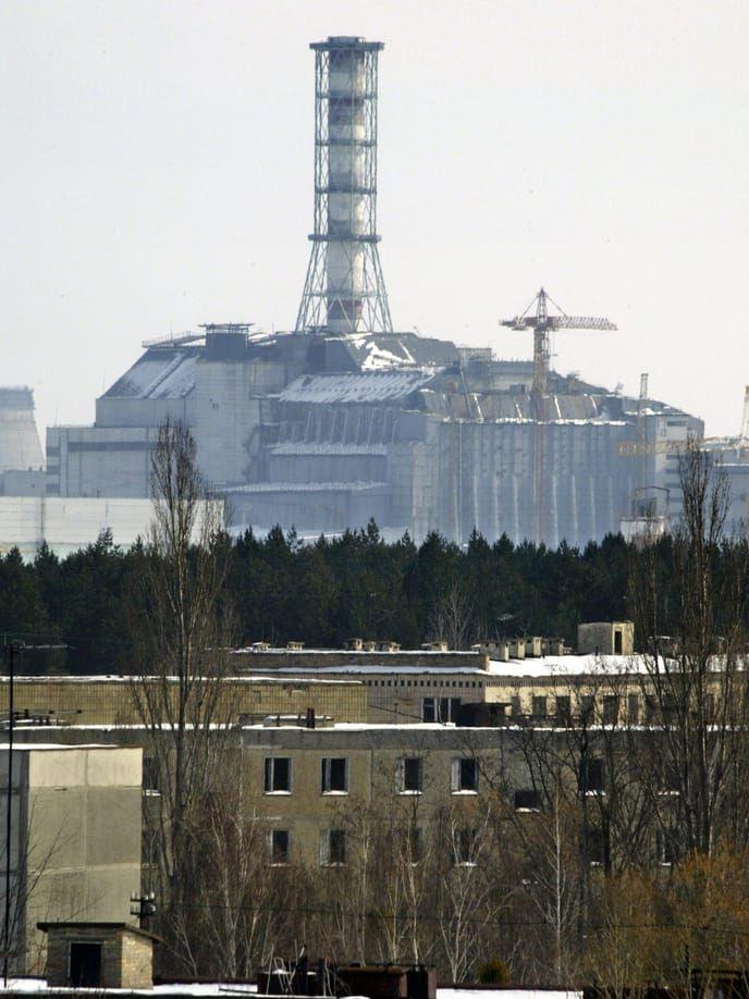 Den skadade reaktor 4. Bild från 2006.