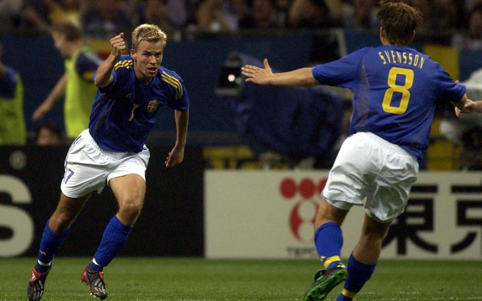 Även 2002 vägrade Sverige förlora premiären. Den gången kvitterade Niclas Alexandersson till 1-1 mot England. Sverige vann dödens grupp och gick vidare till åttondelsfinal. 