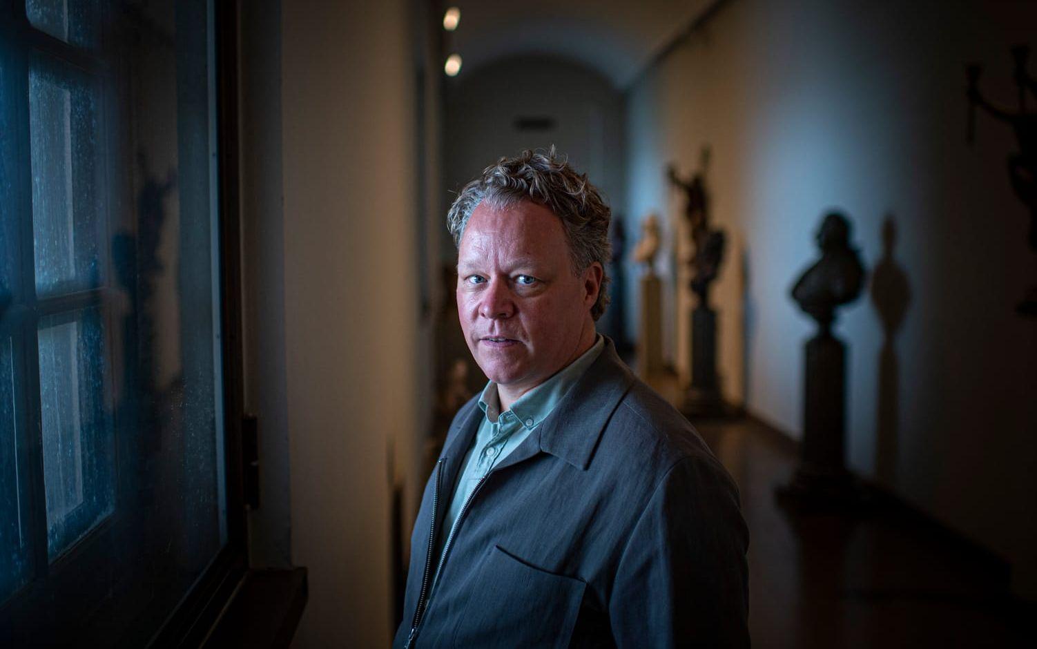 Konstmuseets chef Patrik Steorn vill inte säga exakt hur de ska skydda konstverken.