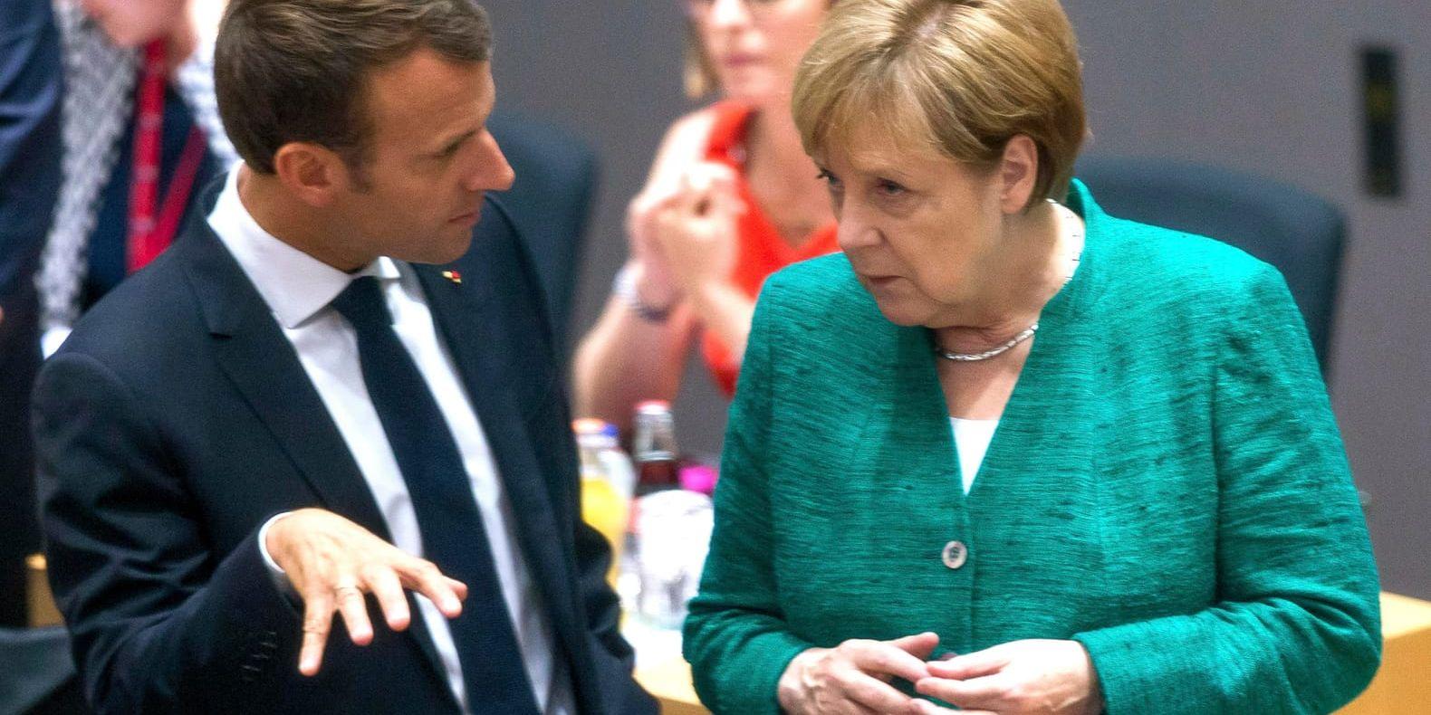 Frankrikes president Emmanuel Macron och Tysklands förbundskansler Angela Merkel under toppmötet i Bryssel.