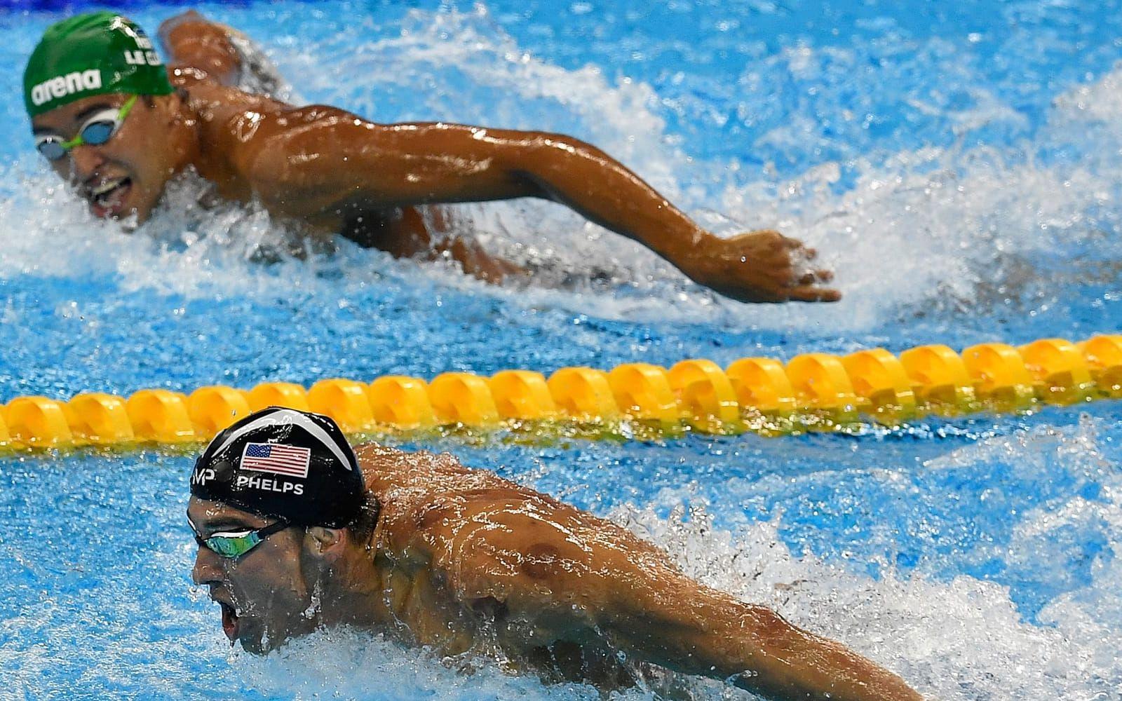 Le Clos slagen av Phelps i 200 meter fjäril. Foto: TT
