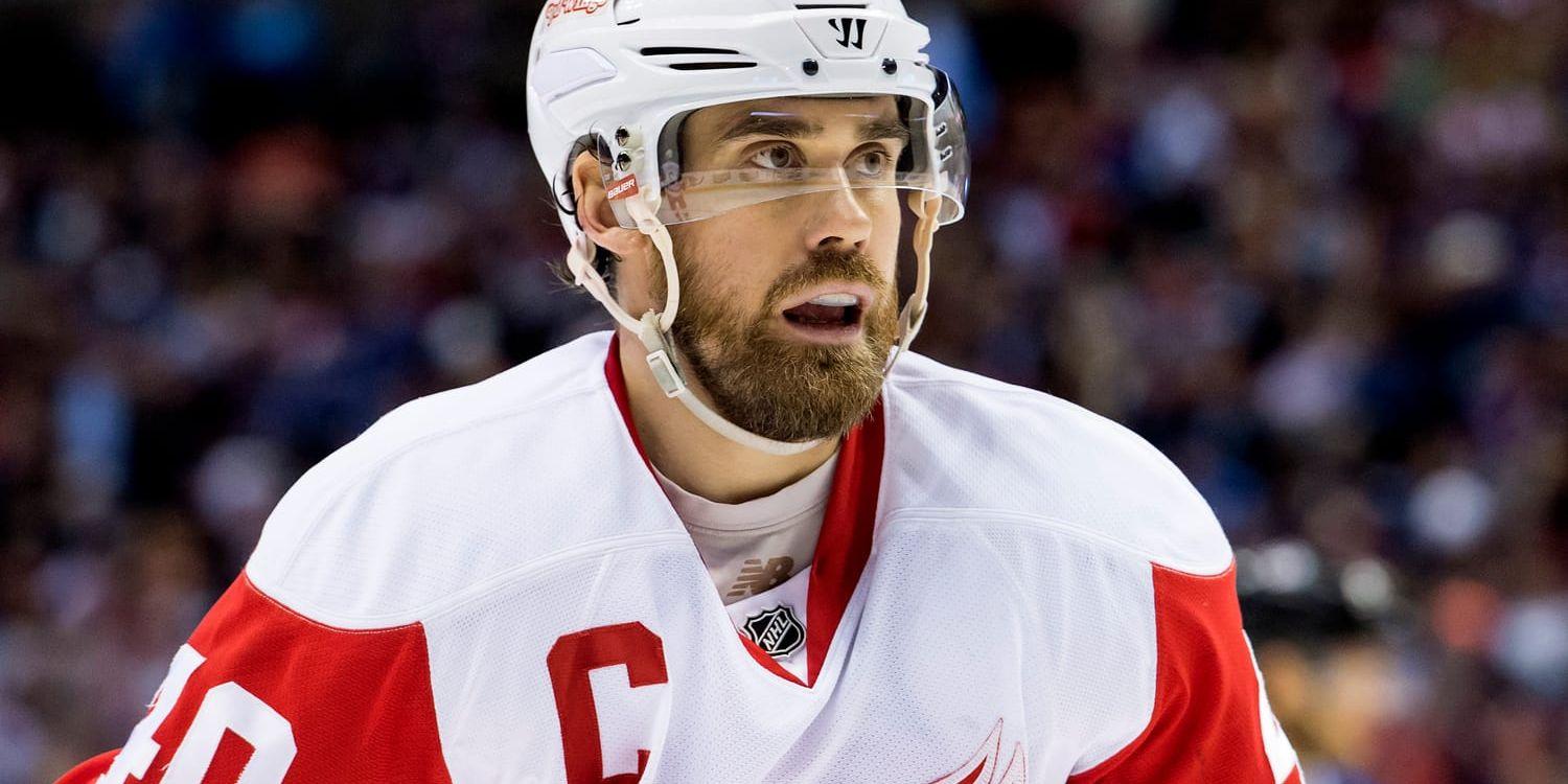 
    Namnen Henrik Zetterberg, hockeyspelare i NHL-klubben Detroit Red Wings. Bild: Daniel Stiller
   