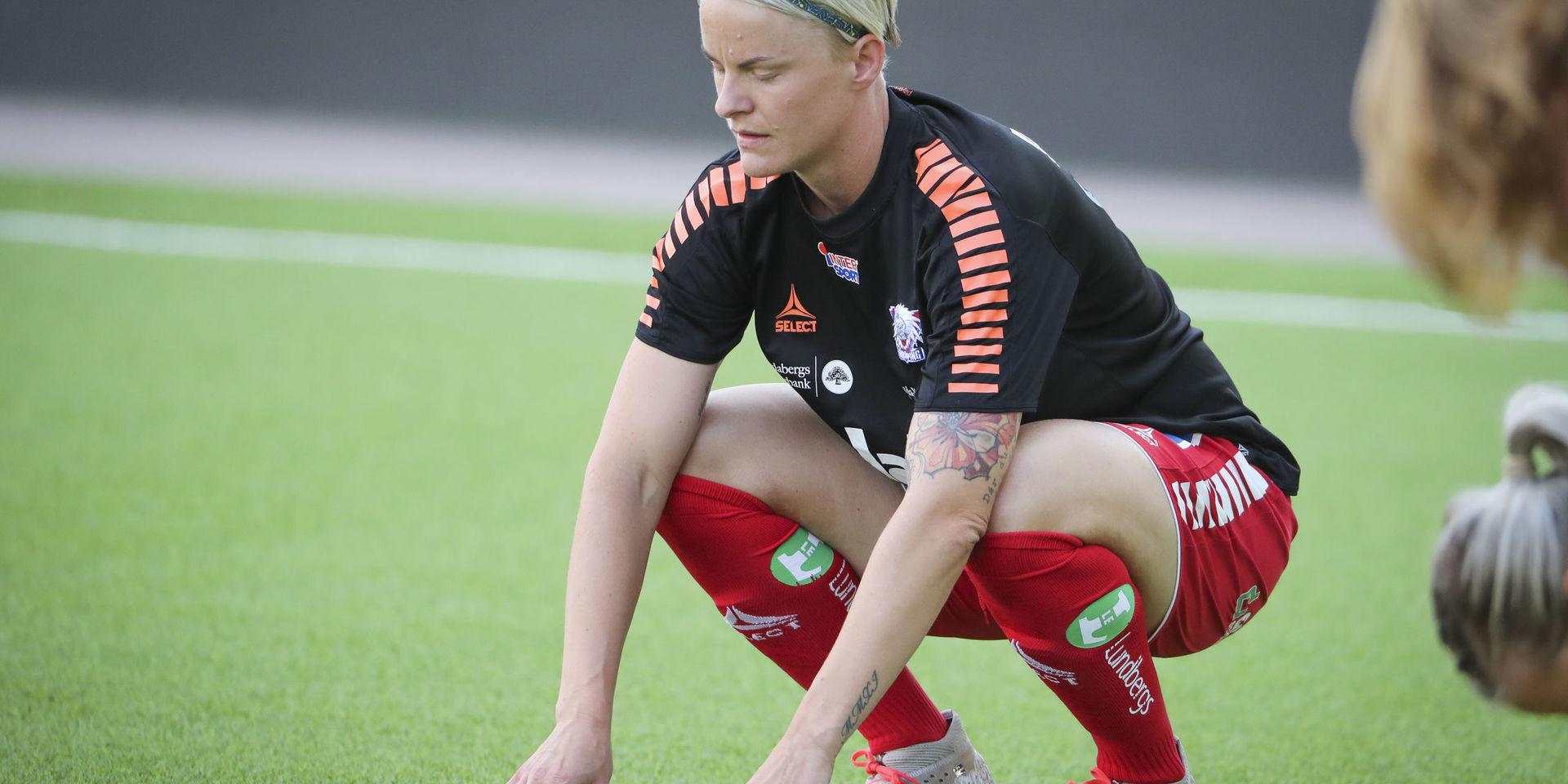 Nilla Fischer fick ingen rolig återkomst i damallsvenskan efter sex år i tyska Wolfsburg.