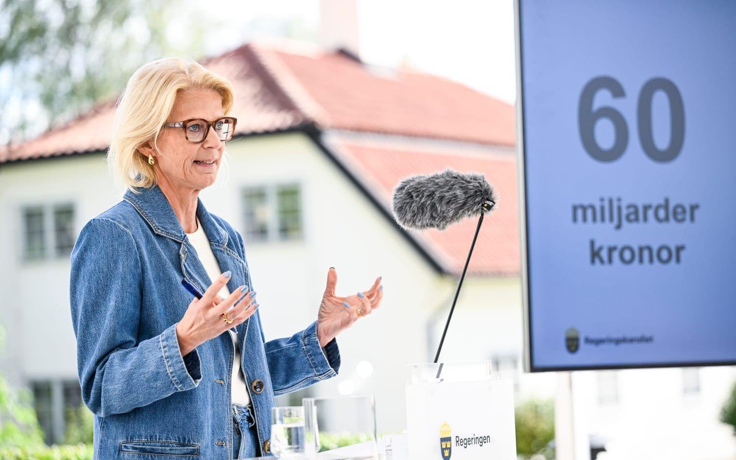 60 miljarder satsade finansminister Elisabeth Svantesson (M) på nya reformer i årets budget. Blir det mer när siffran för 2026 års budget avslöjas på torsdag? Arkivbild.