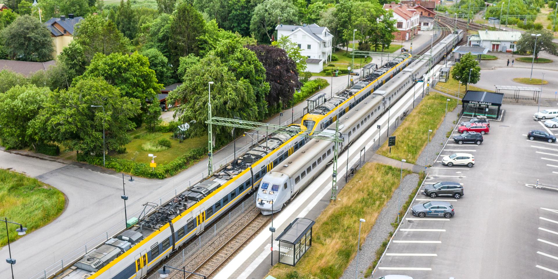 Tunnelbana och tåg fungerar inte lika bra i Sverige som i andra länder, tycker insändarskribenten. 