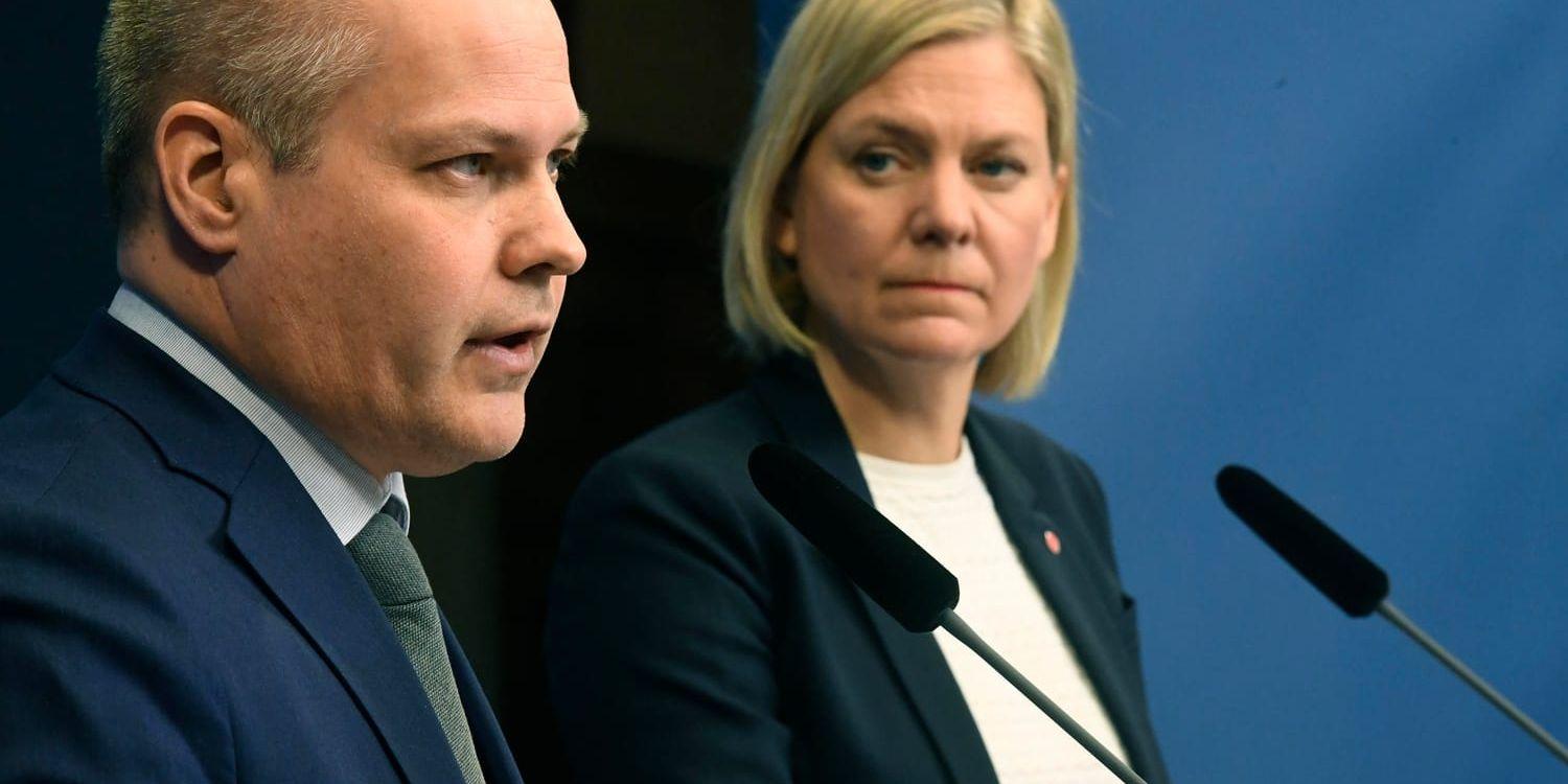 Justitieminister Morgan Johansson och finansminister Magdalena Andersson presenterar ny satsning på polisen.