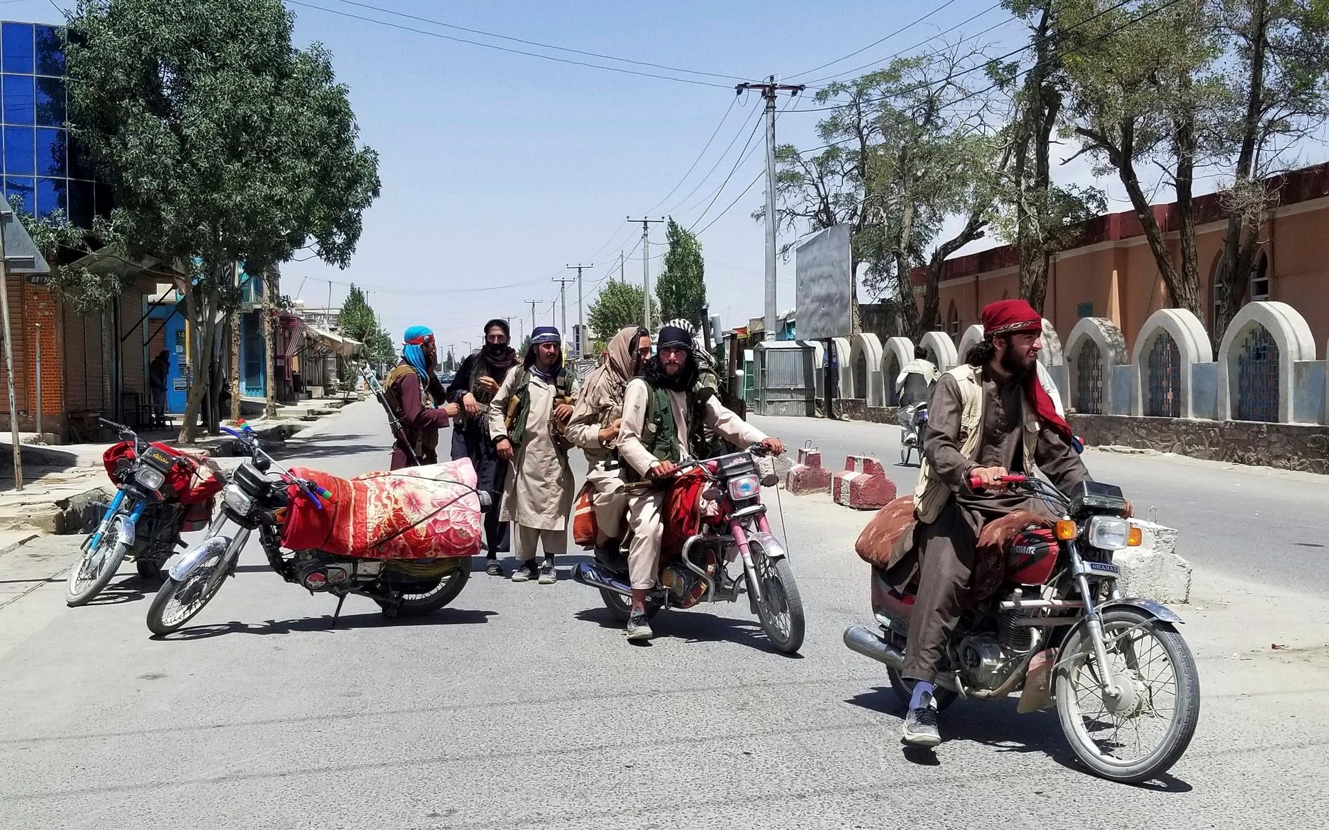 Talibantrupper har under den senaste tiden gjort snabba – och mycket våldsamma – landvinningar i Afghanistan.