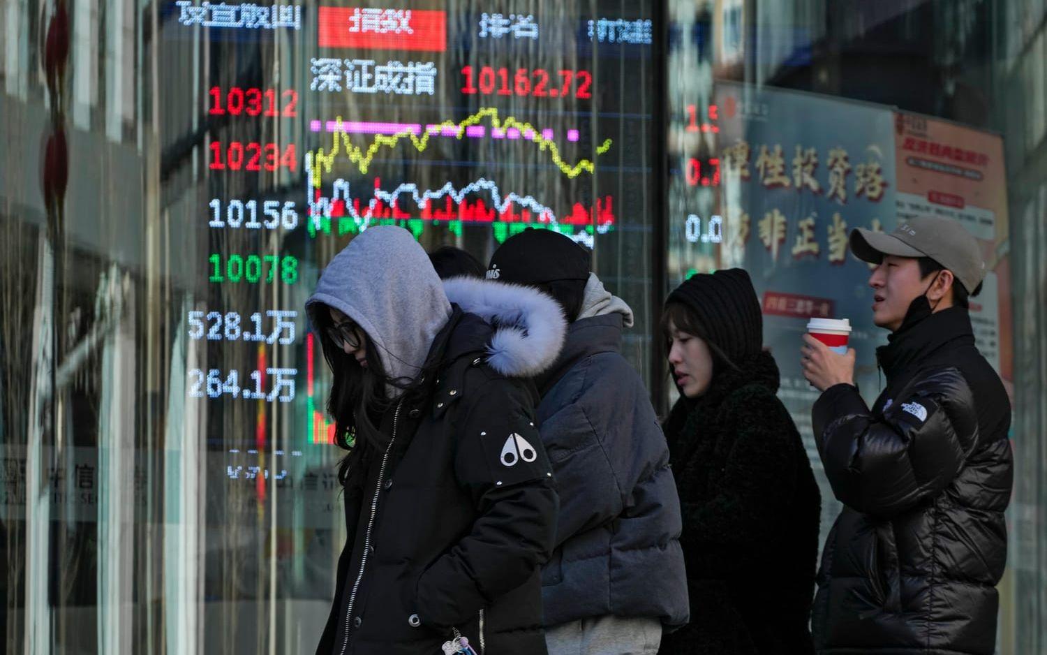Kinesiska Shenzhen backar under den inledande fredagshandeln. Arkivbild. 