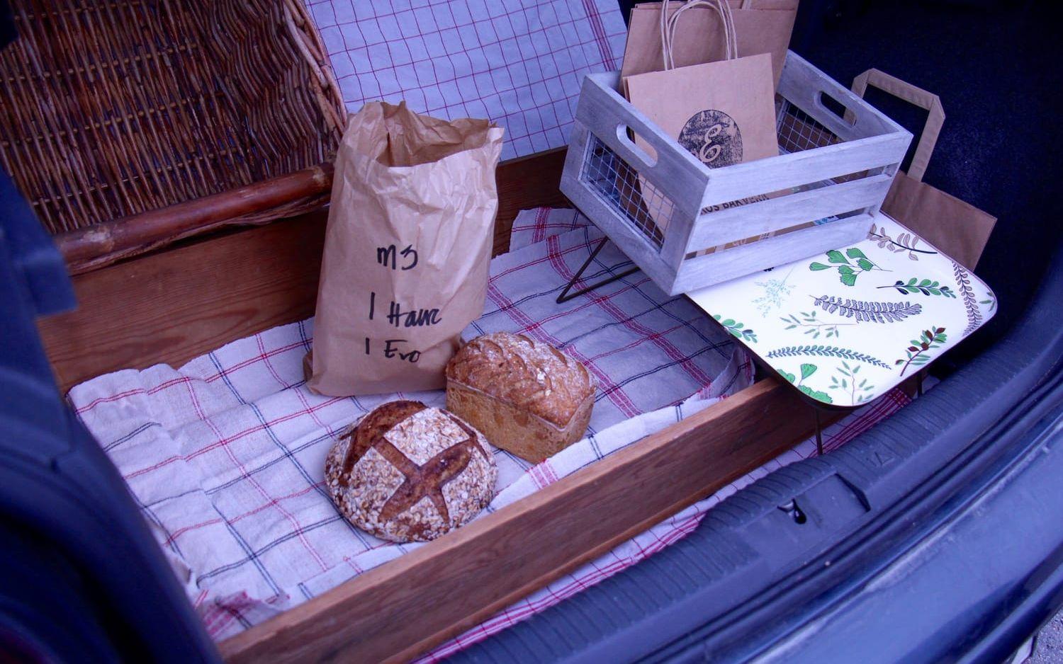 Bakat bröd av Enikö Farkas som nu kan livnära sig på sitt bakande.