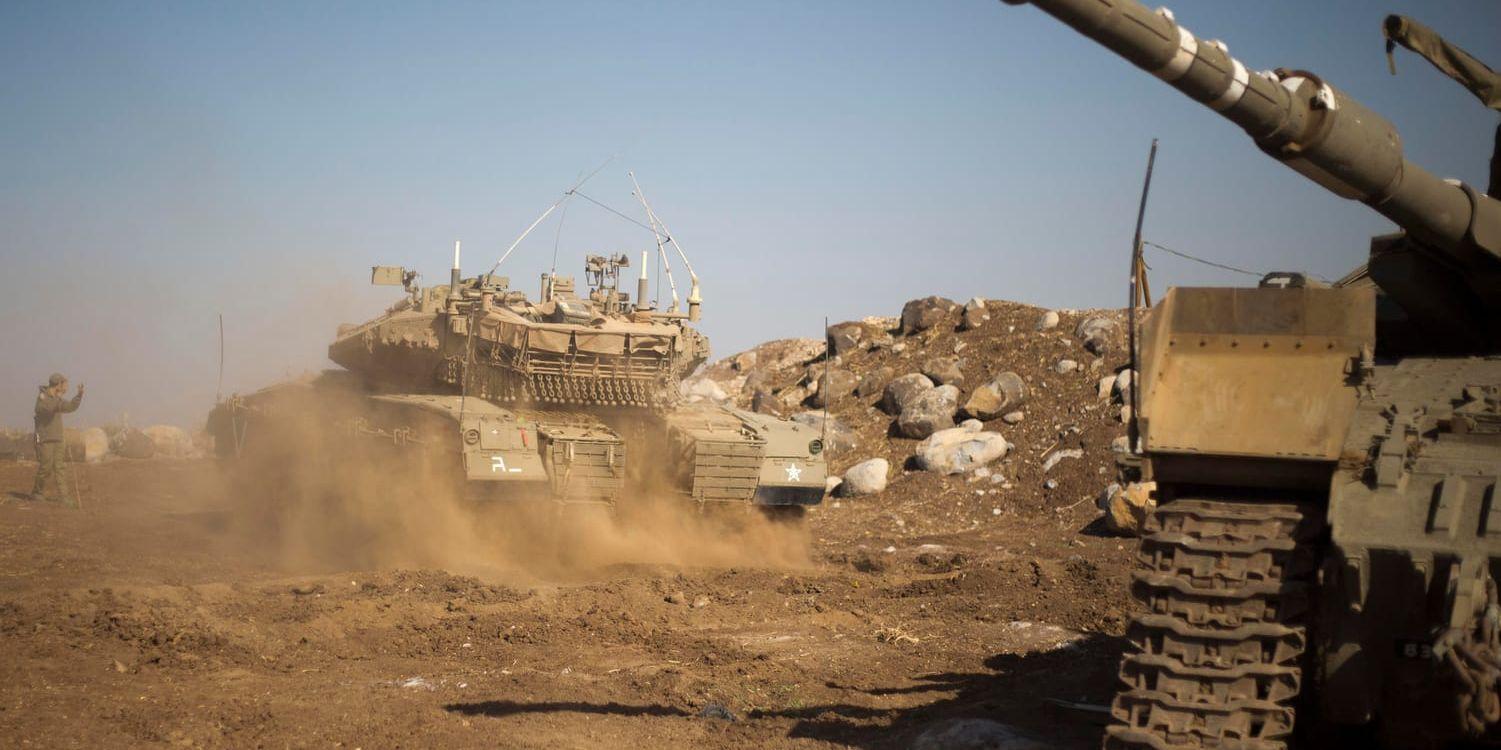 En israelisk stridsvagn i Israel-kontrollerade Golanhöjderna. Arkivbild.