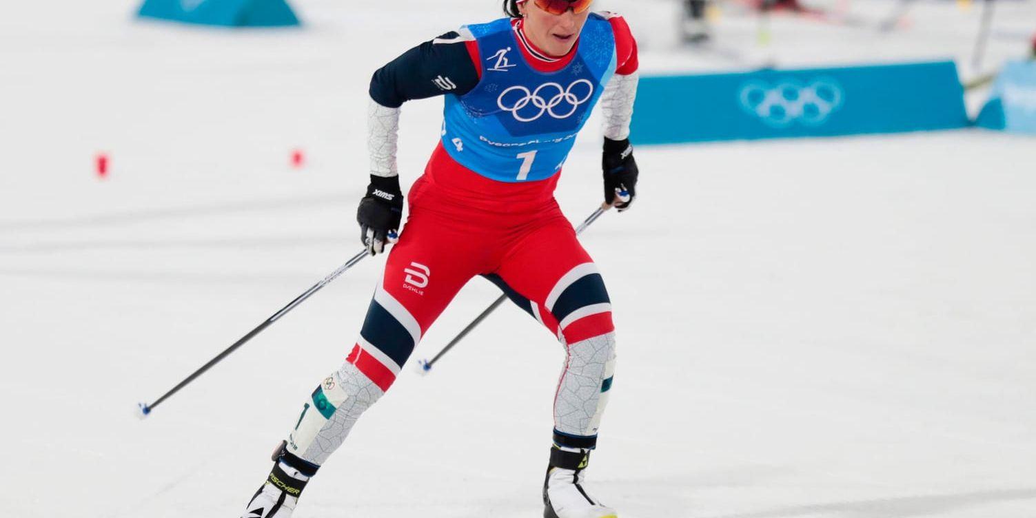 Marit Bjørgen tog sin 14:e OS-medalj när Norge blev trea i sprintstafetten.