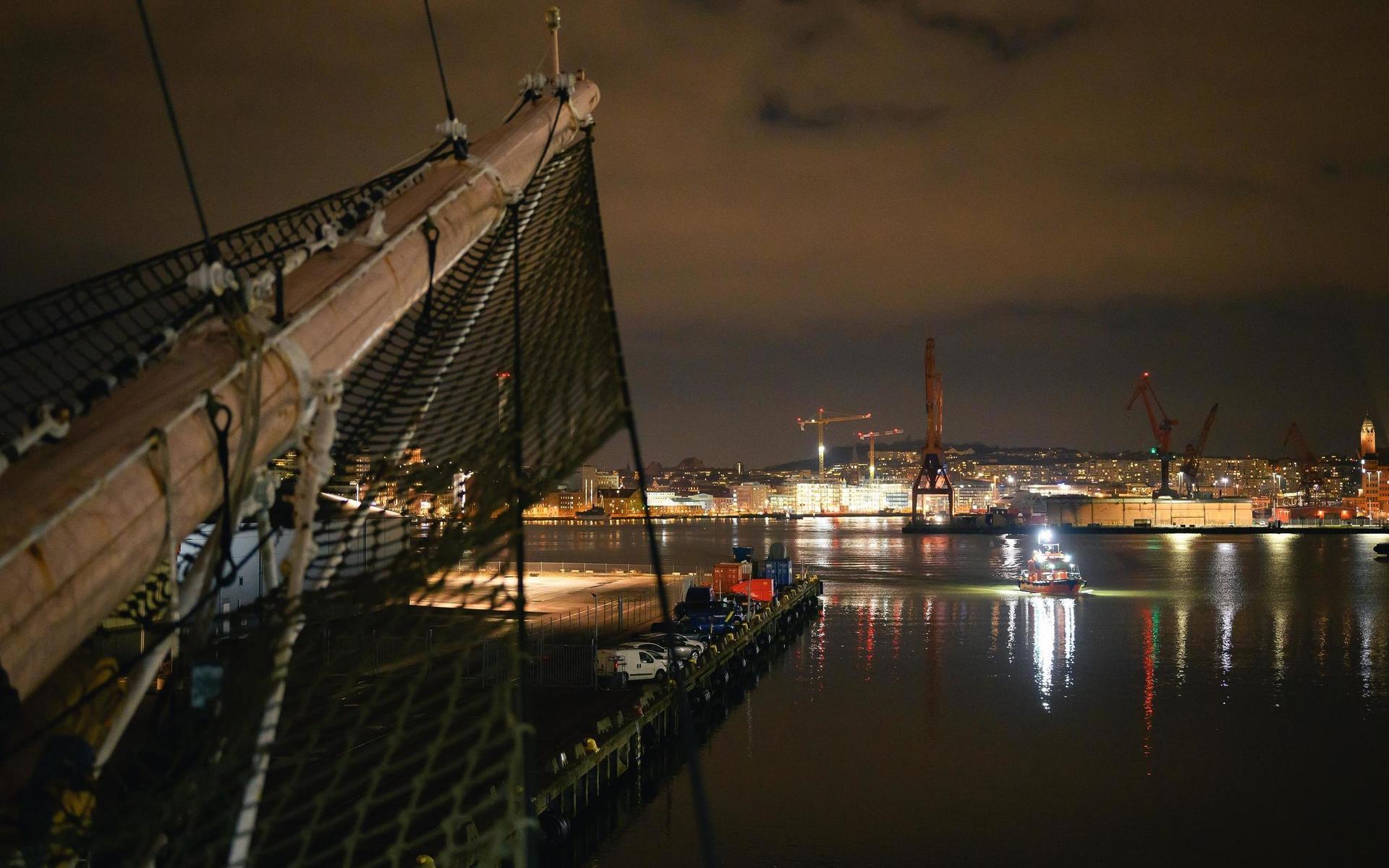 I natt lämnade Barken Viking Göteborg för första gången på 70 år.