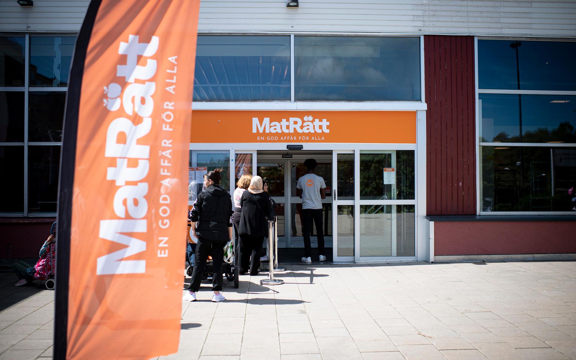 När Räddningsmissionen öppnade sin andra sociala supermarket, i Rannebergen, strömmade ansökningarna in. 