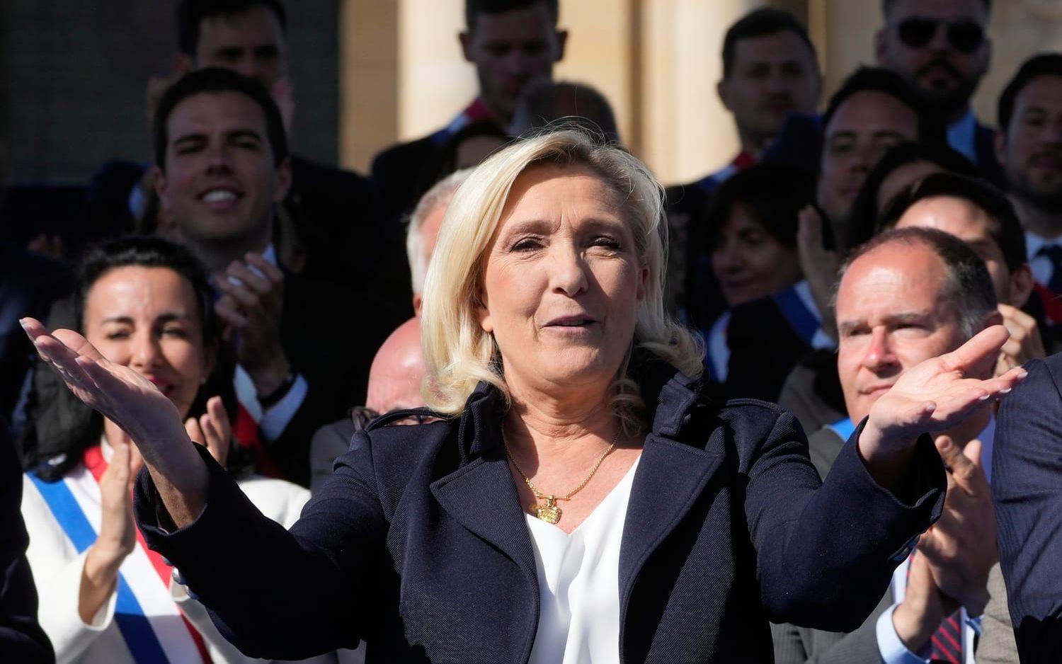 Marine Le Pen från Nationell samling vid ett politiskt möte i Paris tidigare i april.