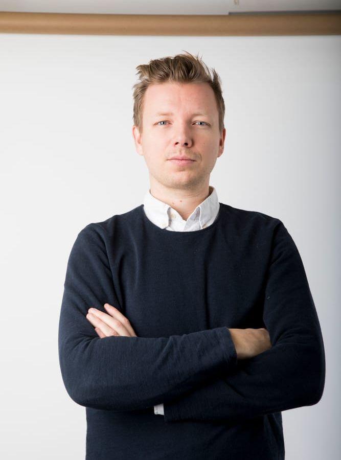 Emanuel Karlsten, journalist, föreläsare, 34 år, bor i Göteborg.  "Jag vill vända på föreställningar, skapa förståelse för att det mesta digitalt konstiga oftast är gammalt mänskligt beteende i nya kroppar."  Bild Jonas Lindstedt