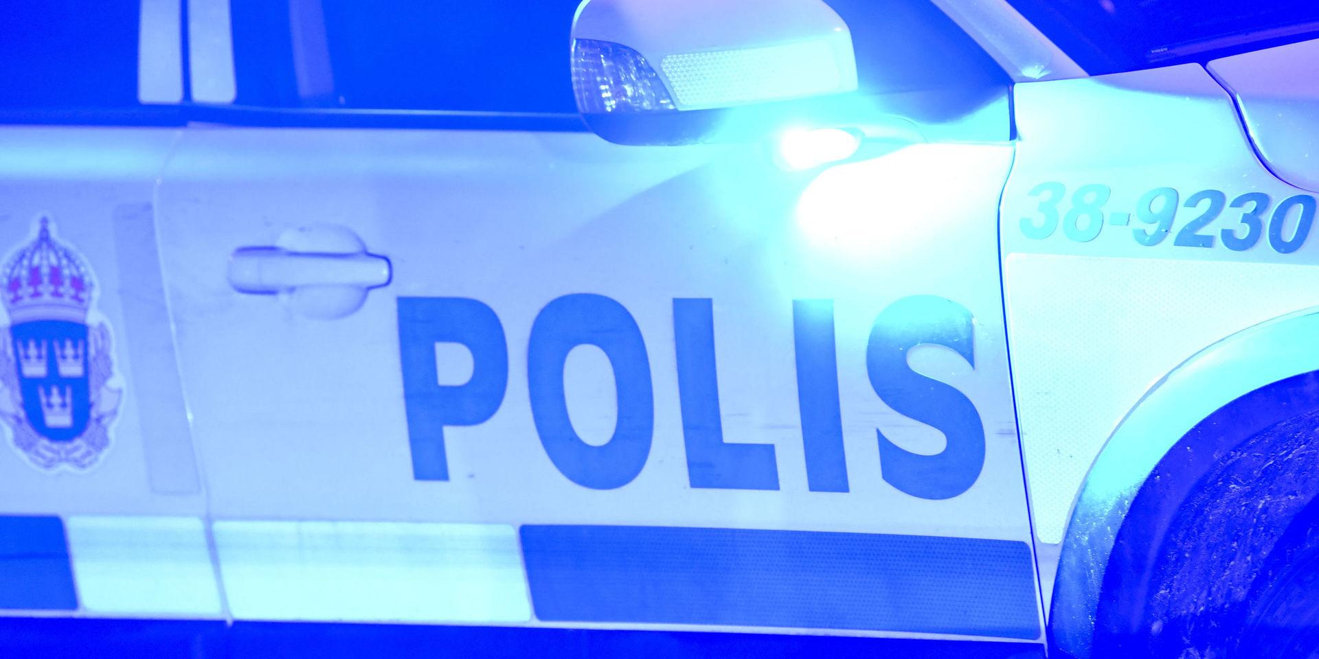 Midsommarkvällen och natten blev stökig, enligt polisen i Västra götaland.