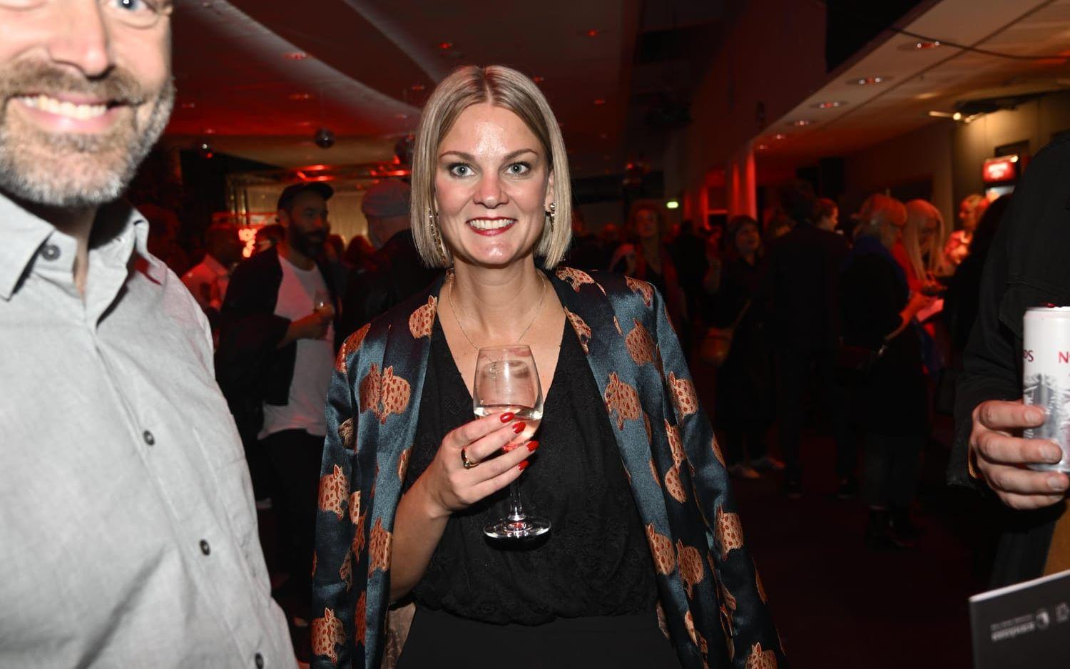 Mässchefen Frida Edman under 'Bokmässan by Night' på mässans andra dag.