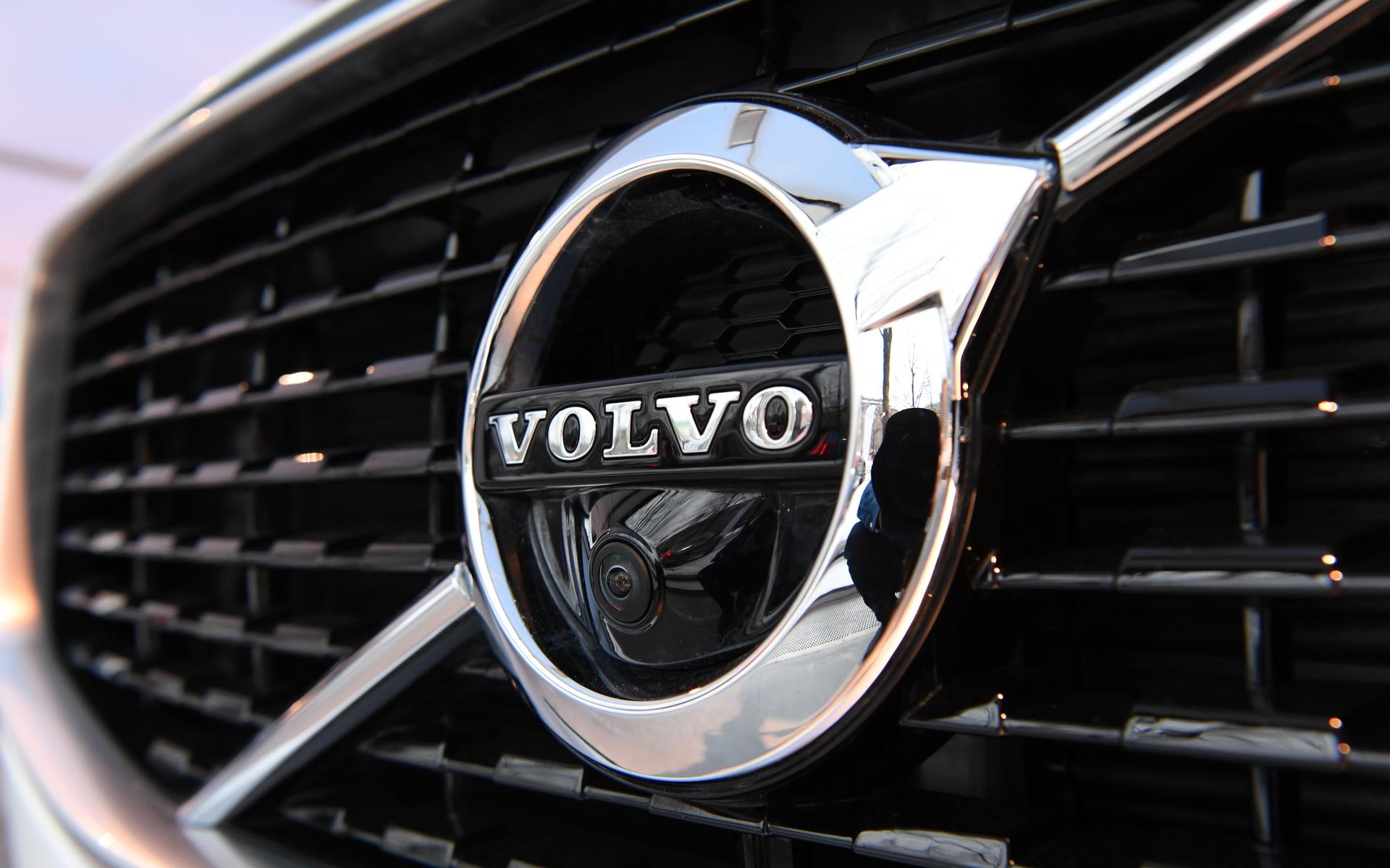 Volvo Cars redovisar ett rejält resultatlyft för andra kvartalet 2022. Mycket tack vare börsnoteringen av systerbilen Polestar. 